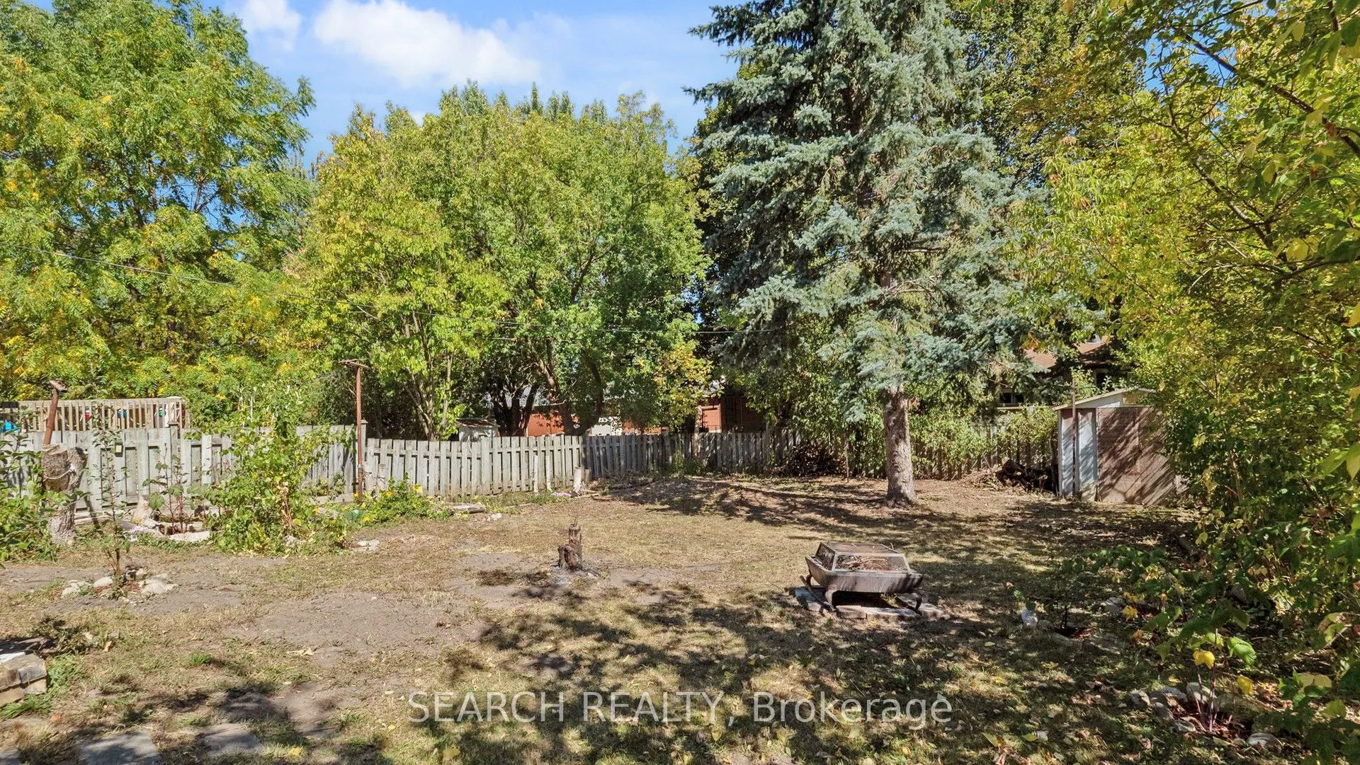 152 Weber Street N