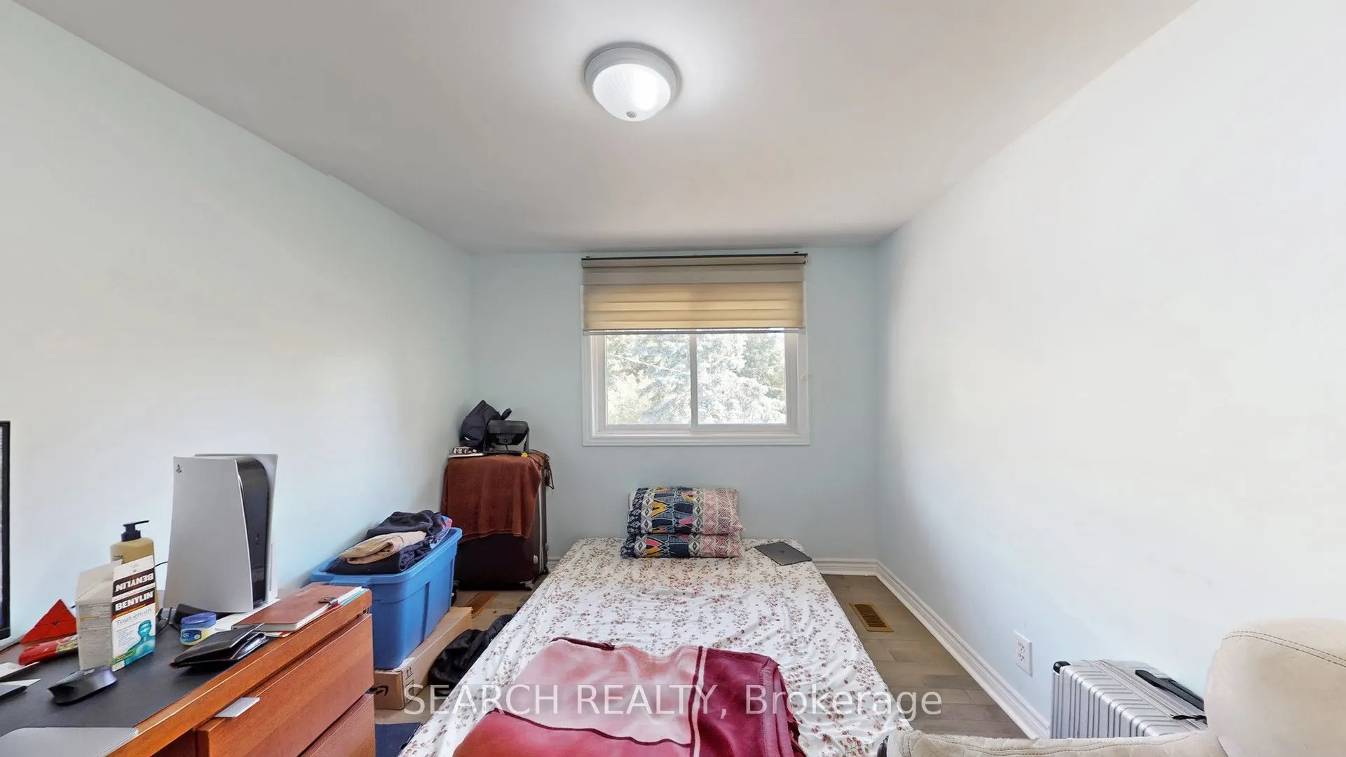 152 Weber Street N