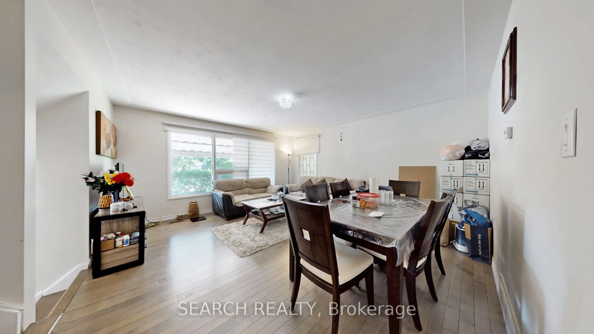 152 Weber Street N