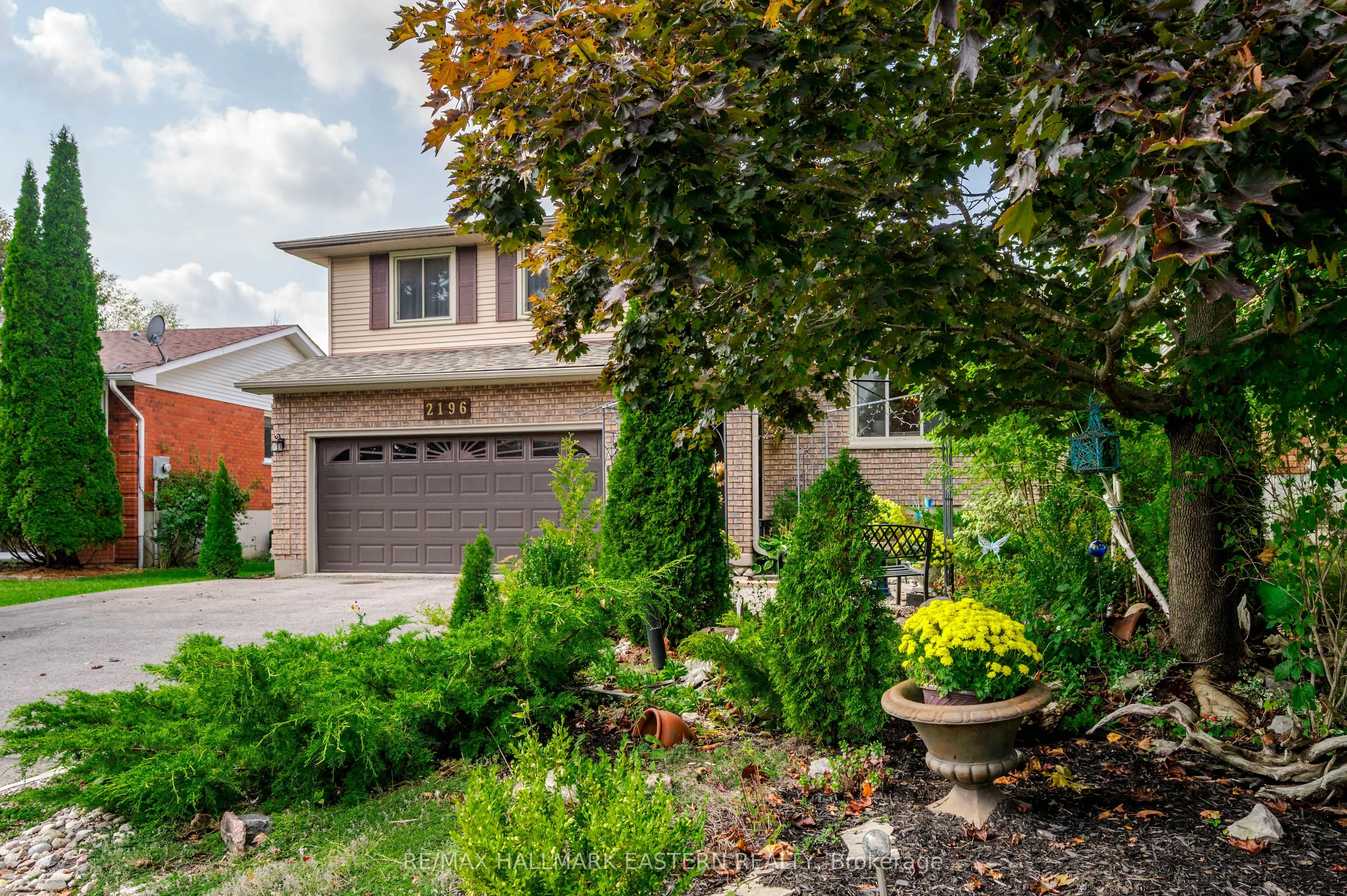 2196 Lorraine Drive
