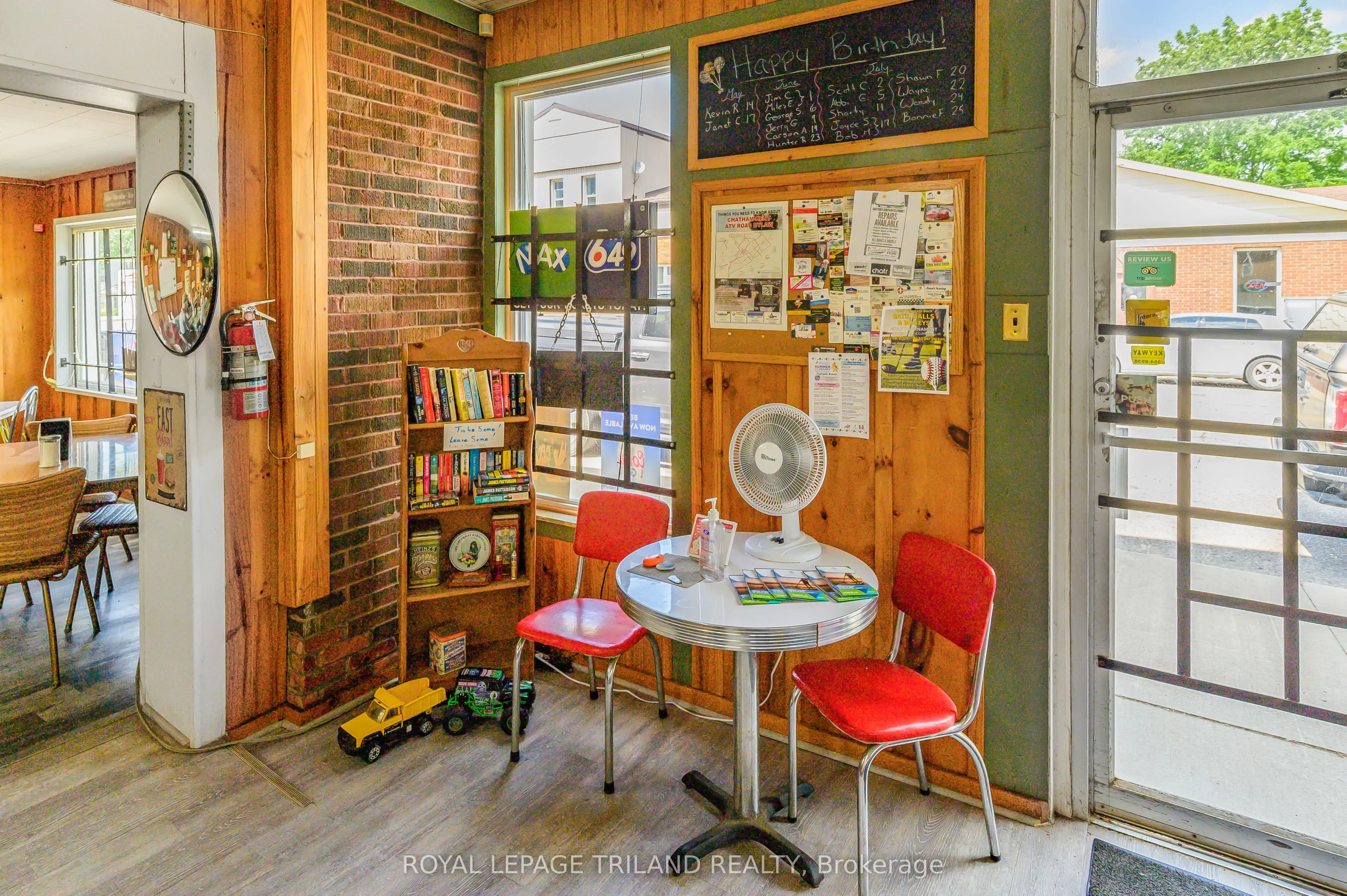 288 King Street S
