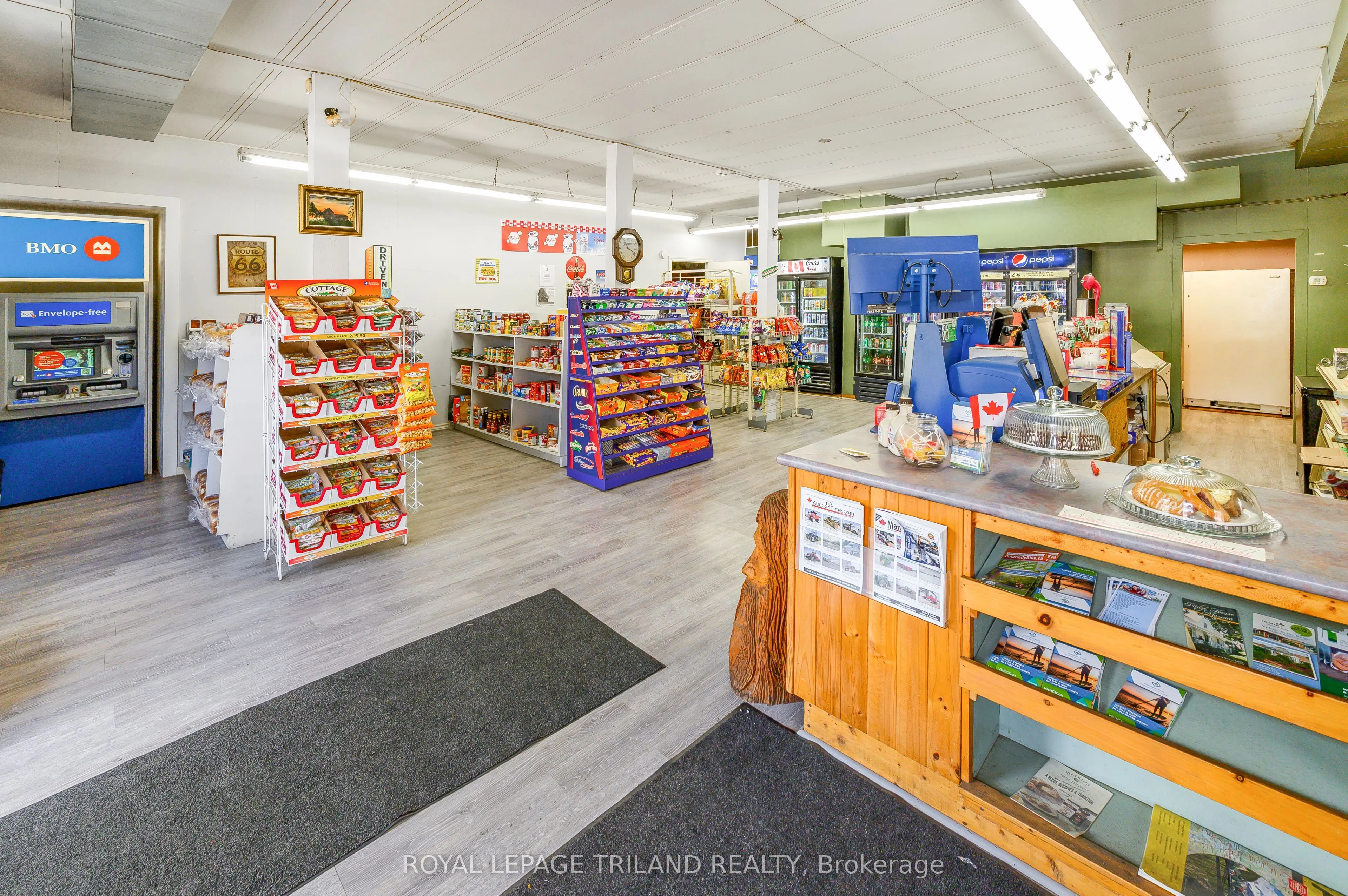 288 King Street S