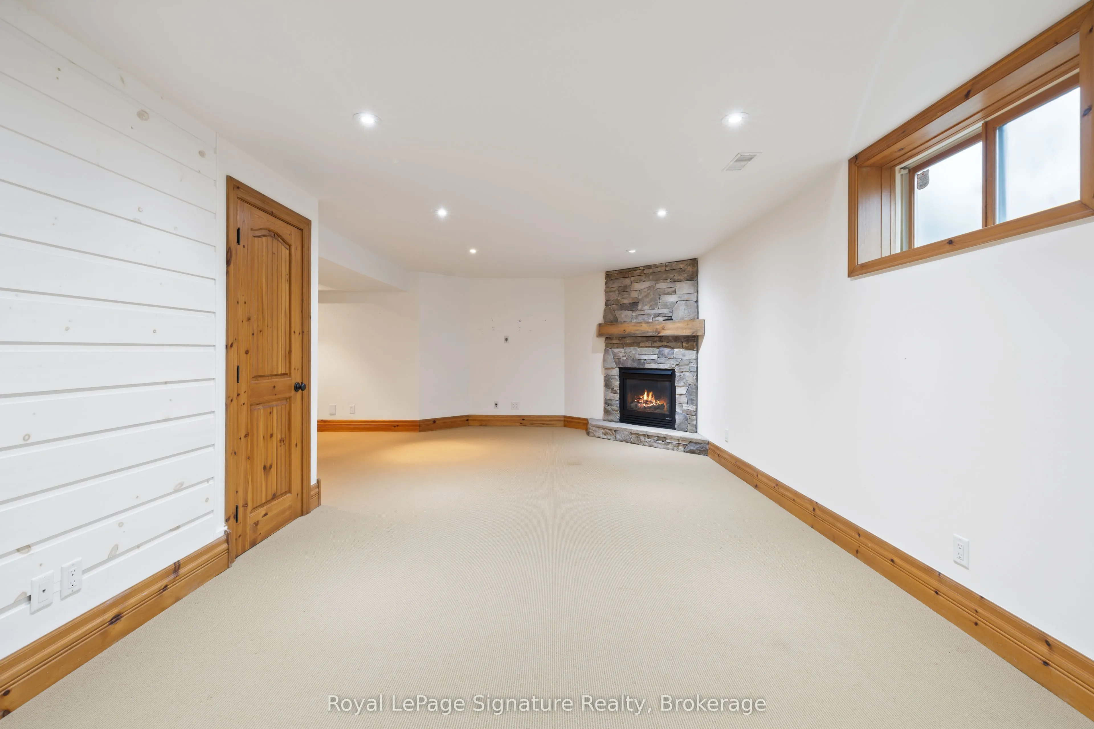 161 Snowbridge Way