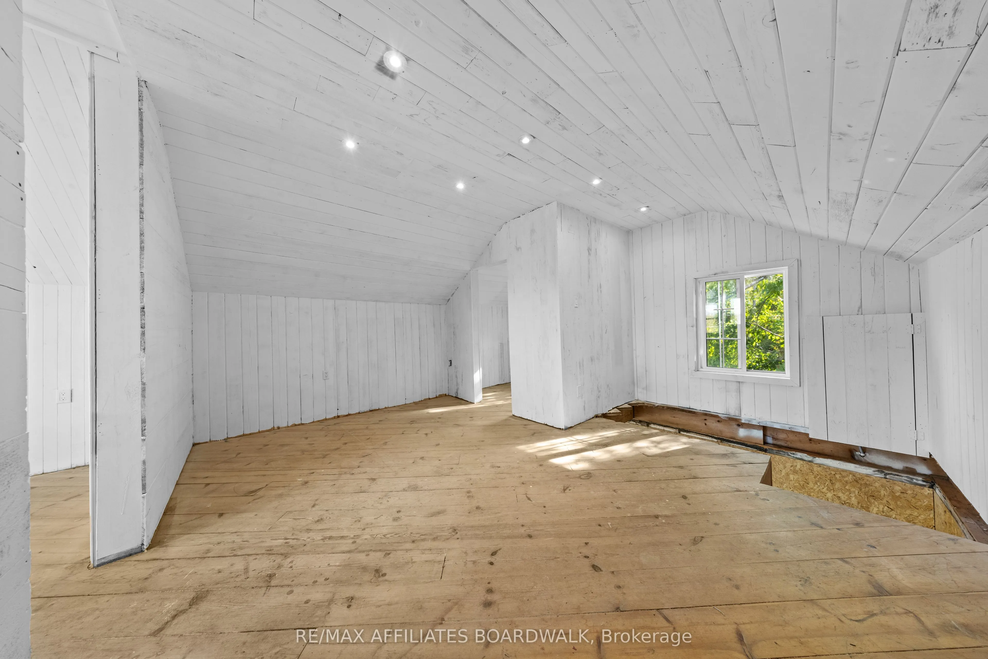 326 Black Bass Bay Road