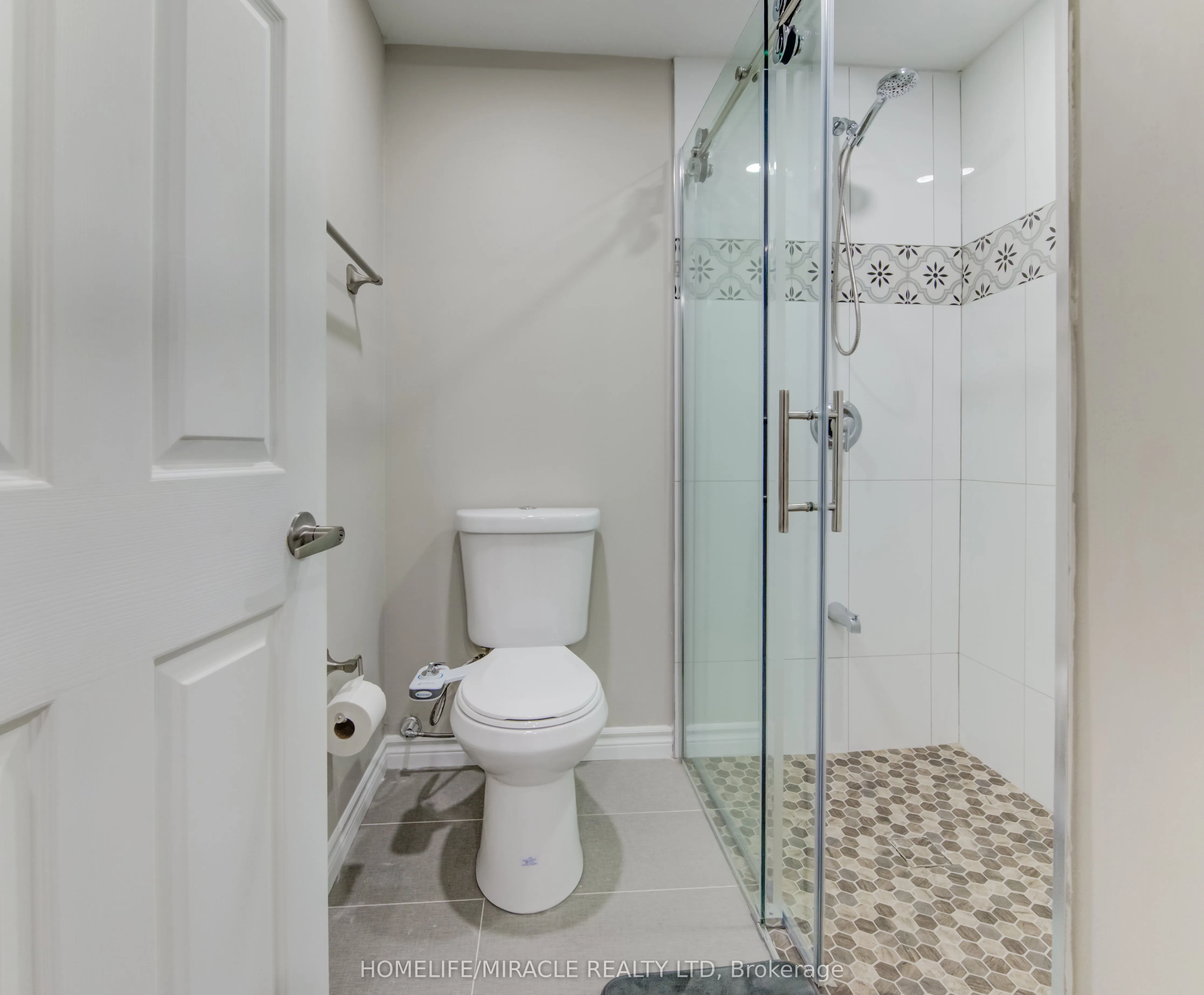 124 Winding Wood Crescent