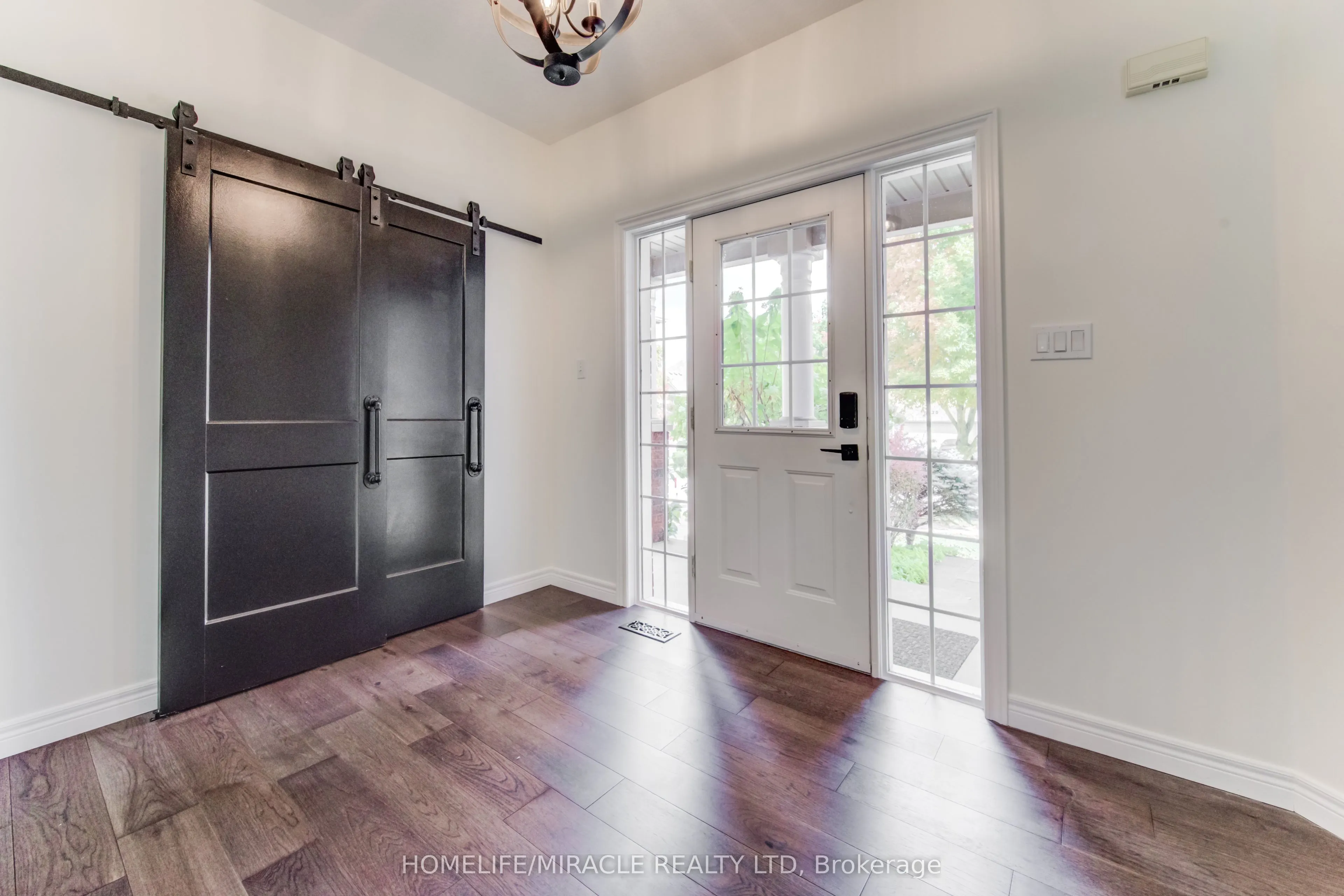 124 Winding Wood Crescent