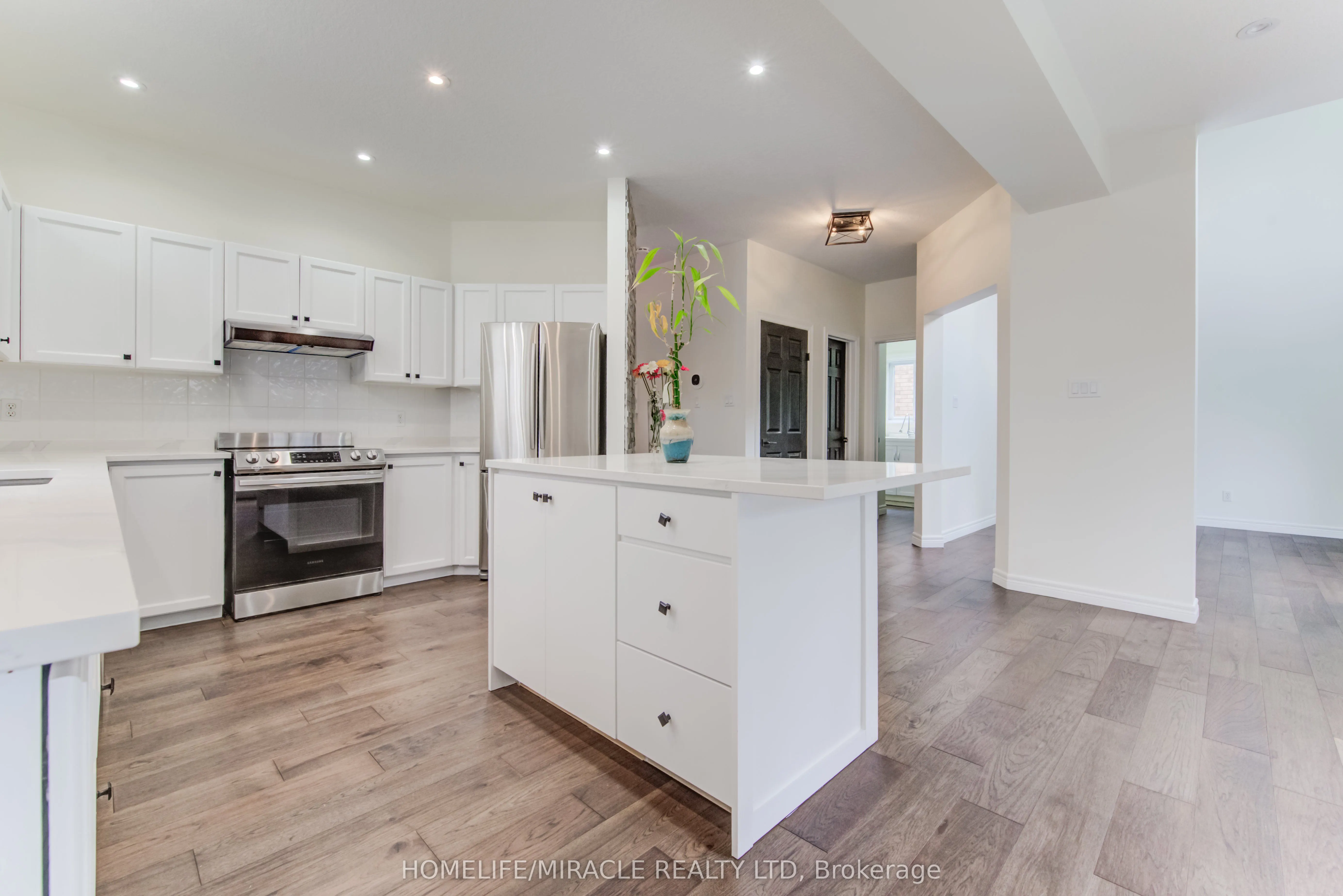 124 Winding Wood Crescent