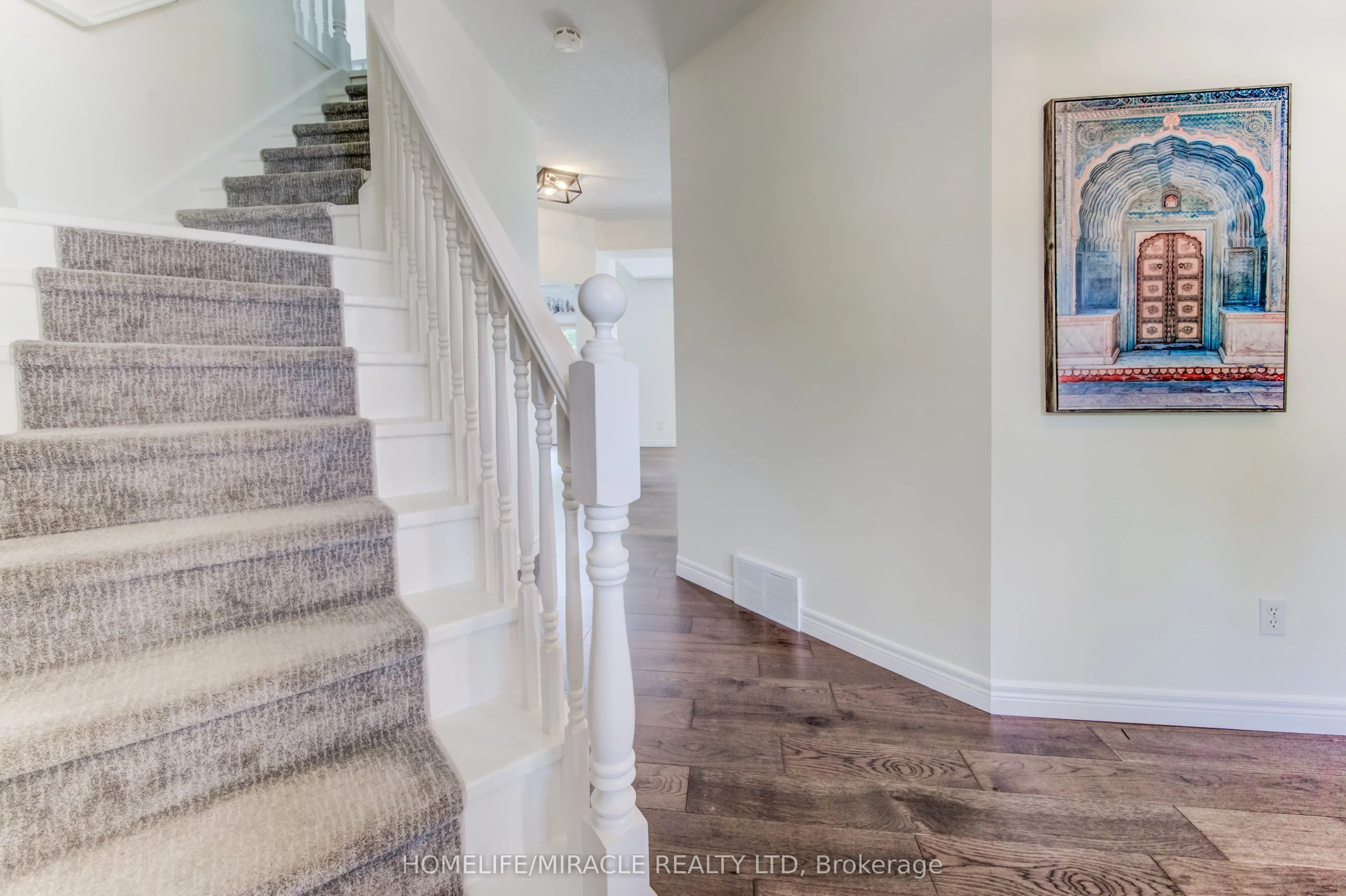 124 Winding Wood Crescent