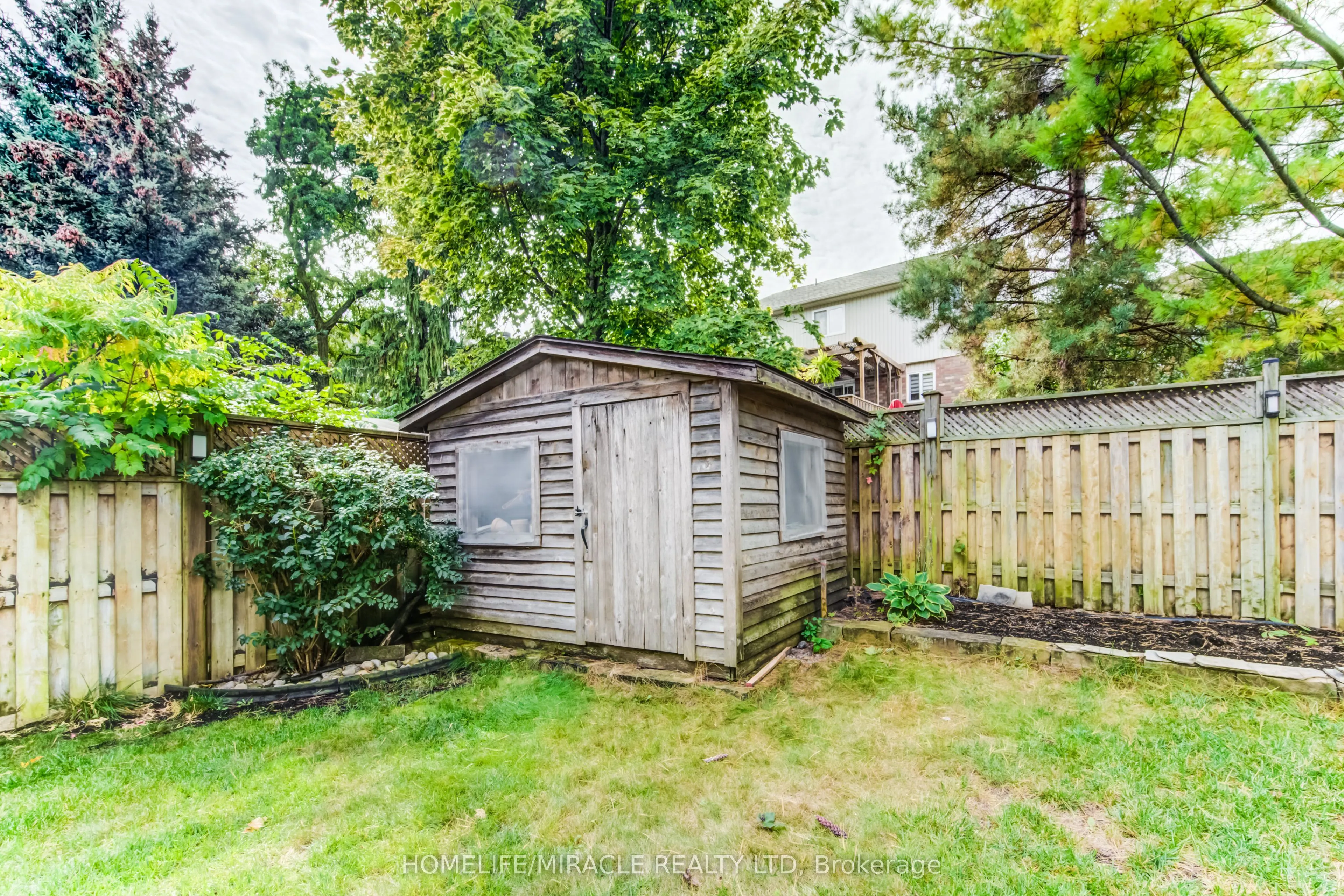 124 Winding Wood Crescent