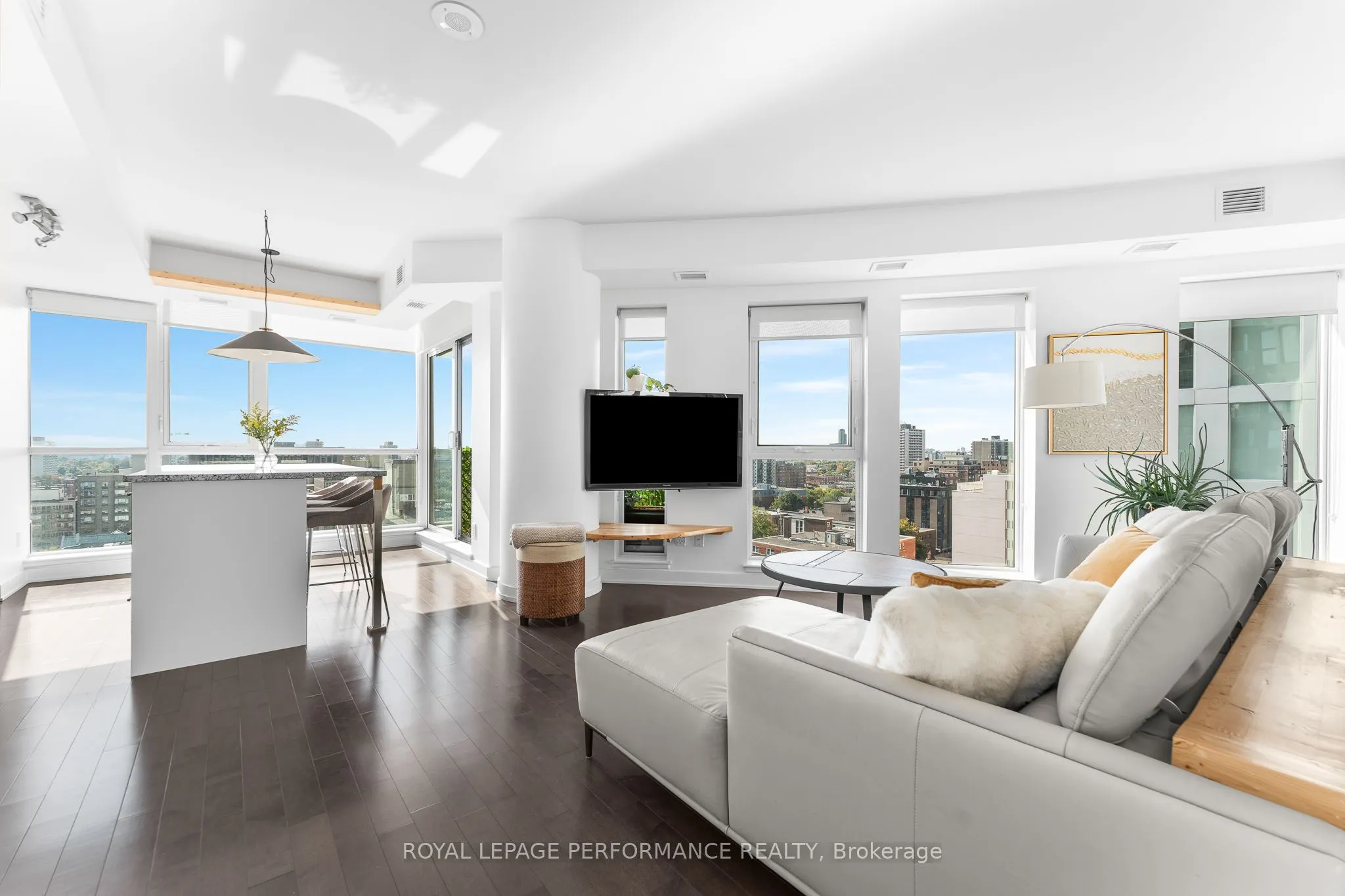 40 Nepean Street, #1305