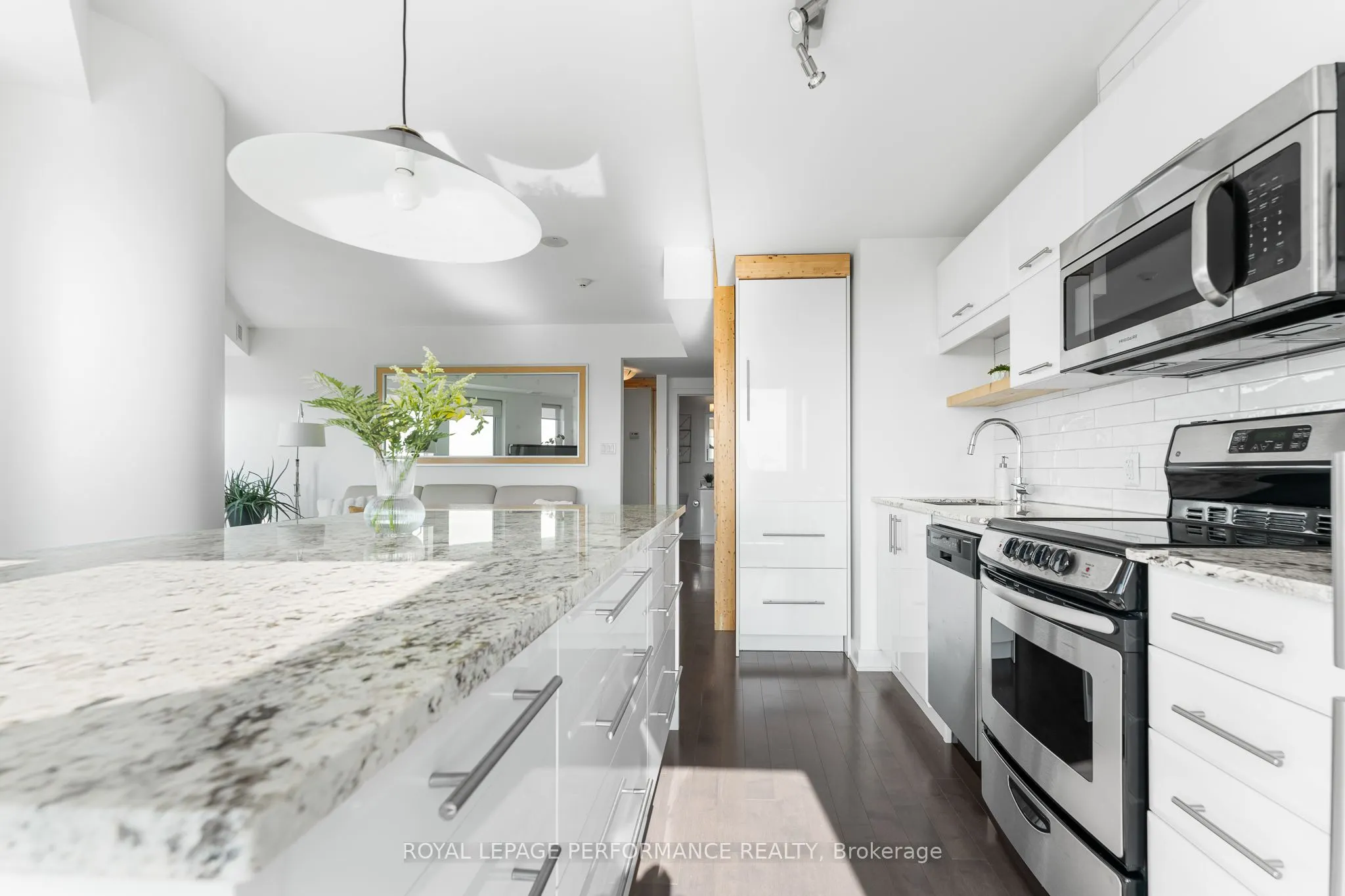 40 Nepean Street, #1305