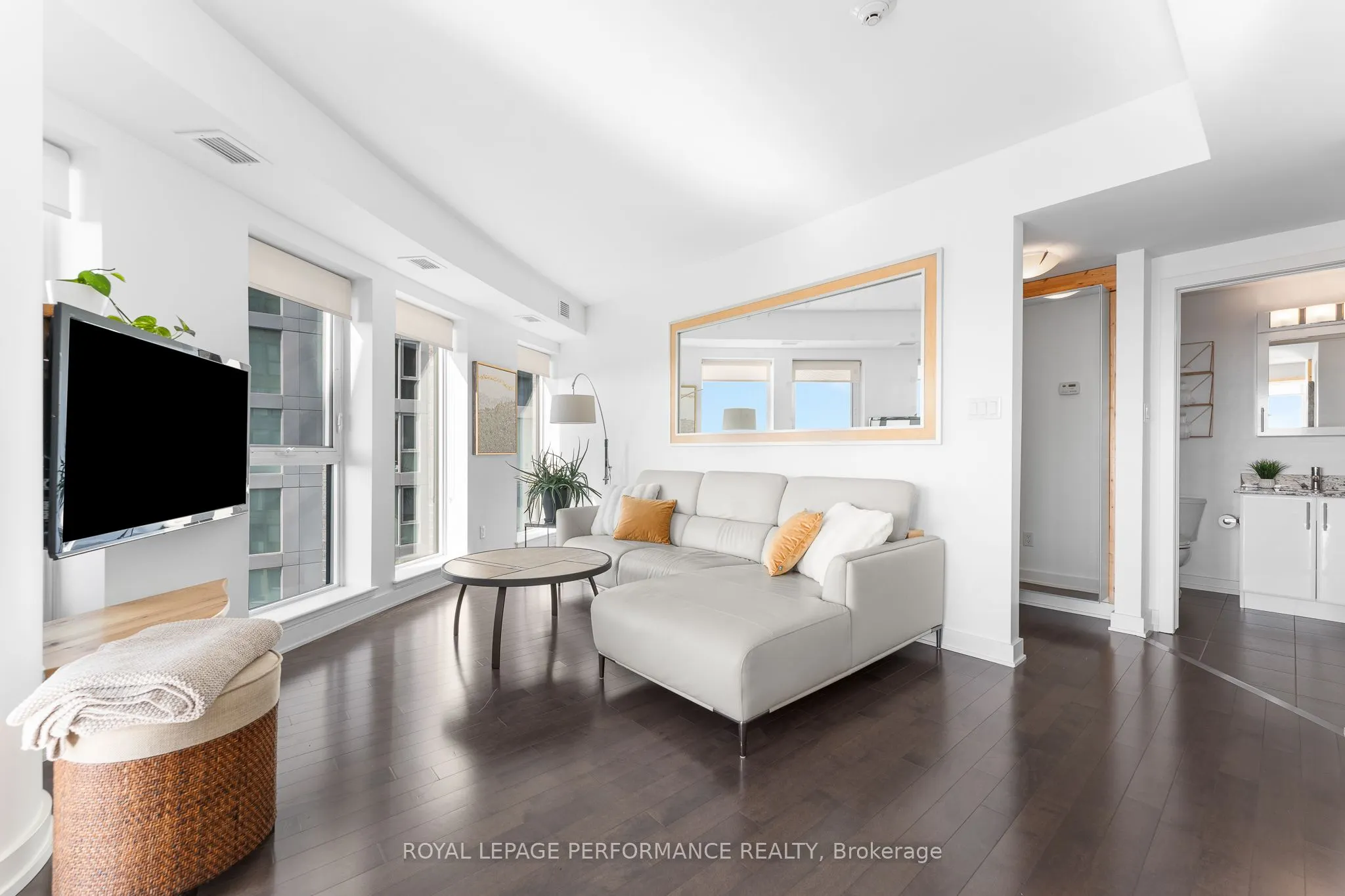 40 Nepean Street, #1305