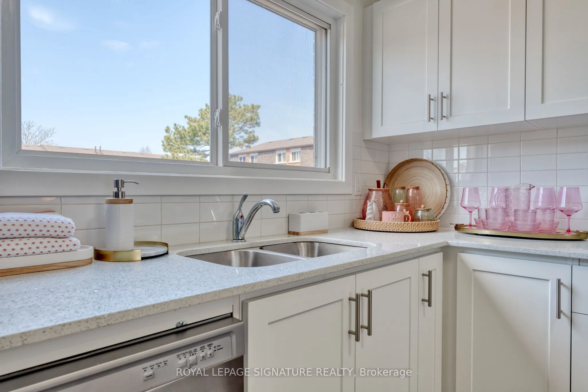 20 Anna Capri Drive
