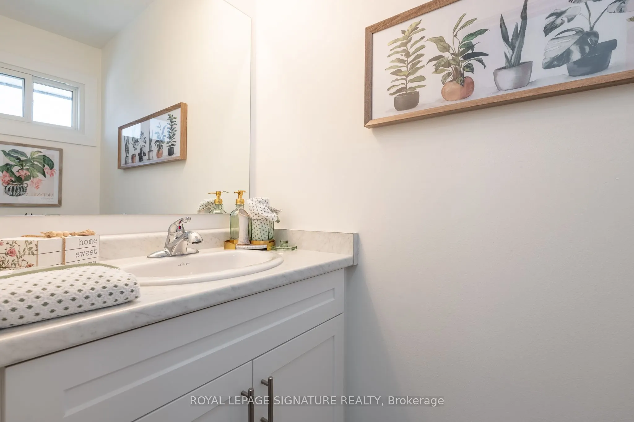 20 Anna Capri Drive
