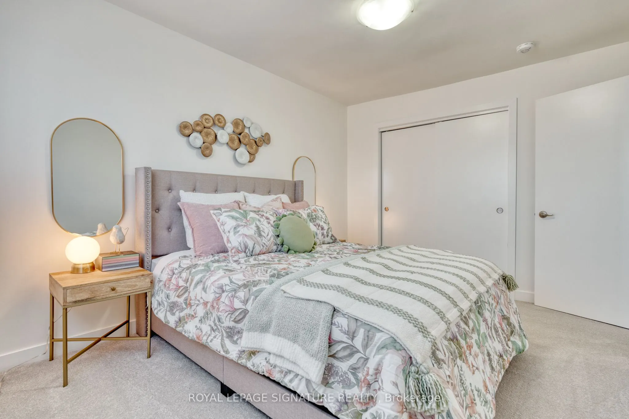20 Anna Capri Drive