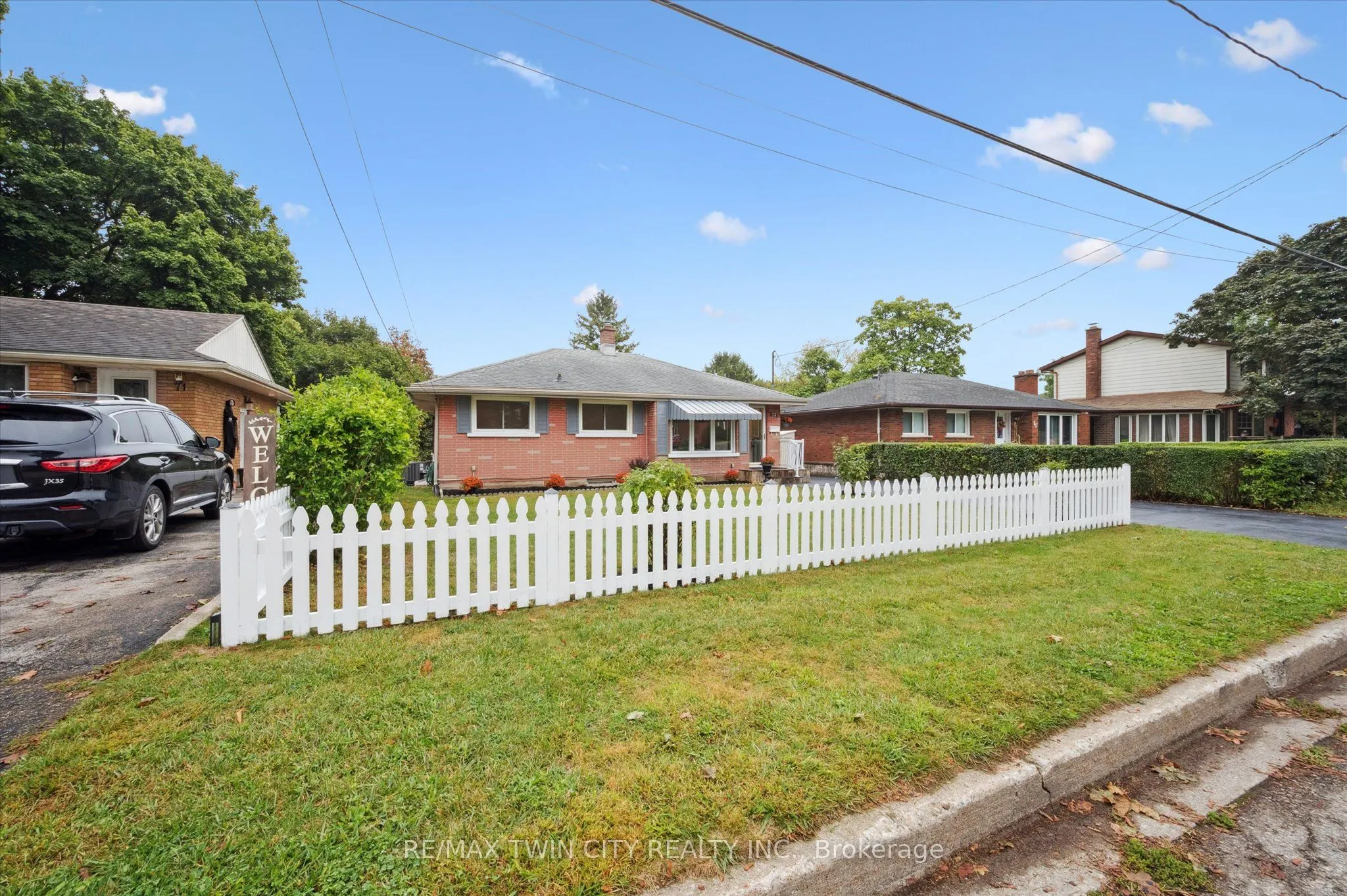 73 Weaver Street