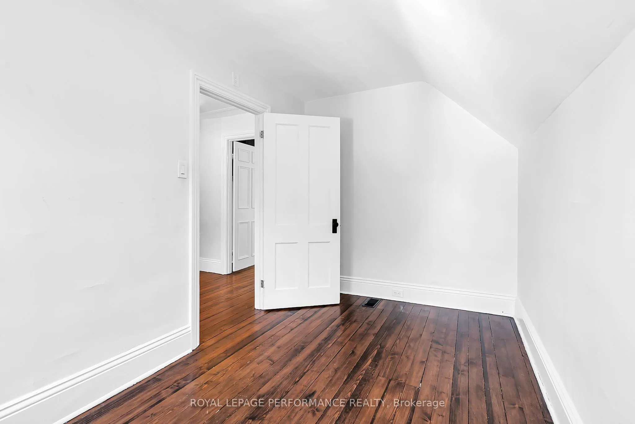 303 Fifth Street E