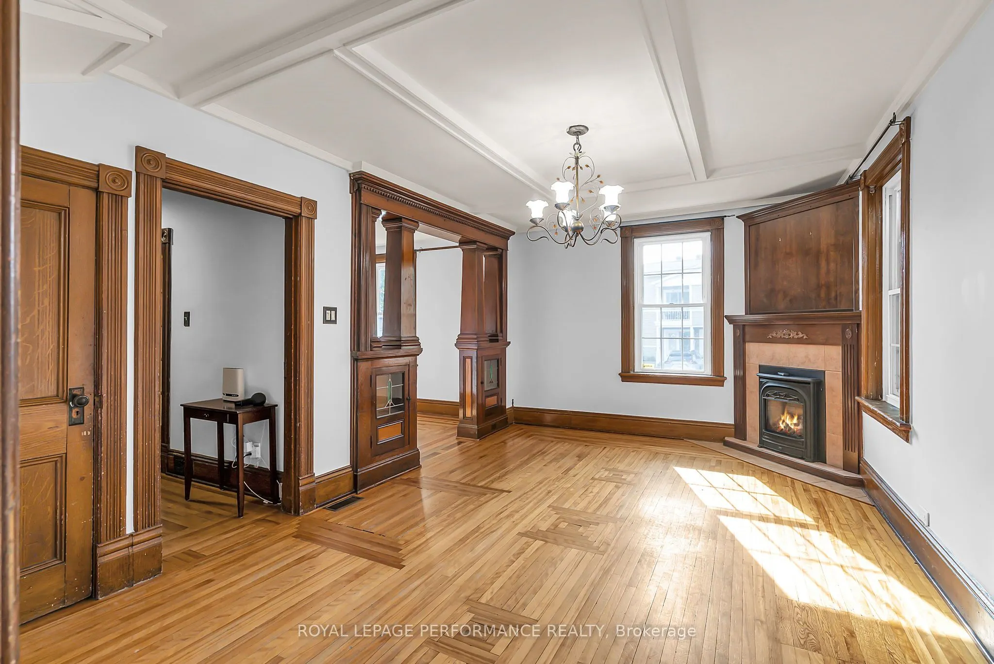 303 Fifth Street E