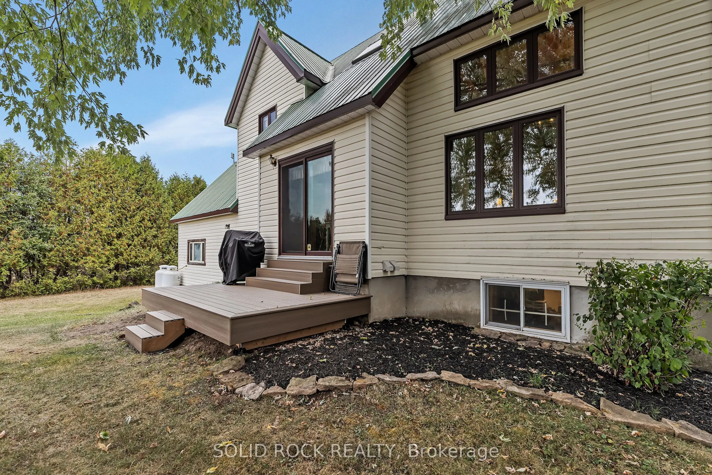 6800 Dwyer Hill Road