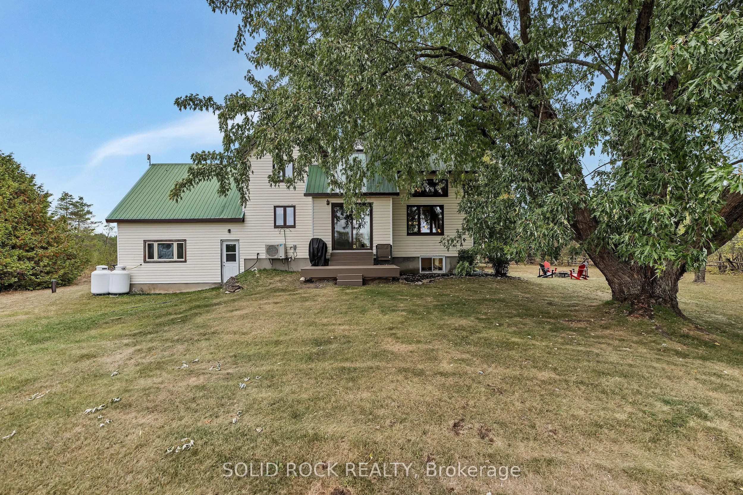 6800 Dwyer Hill Road