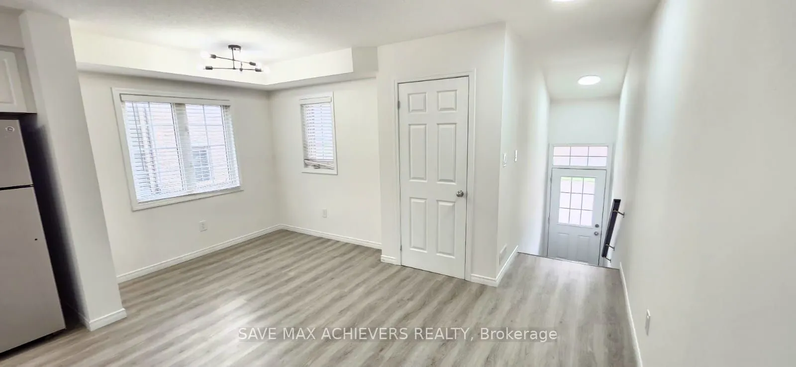 3200 Singleton Avenue, #39
