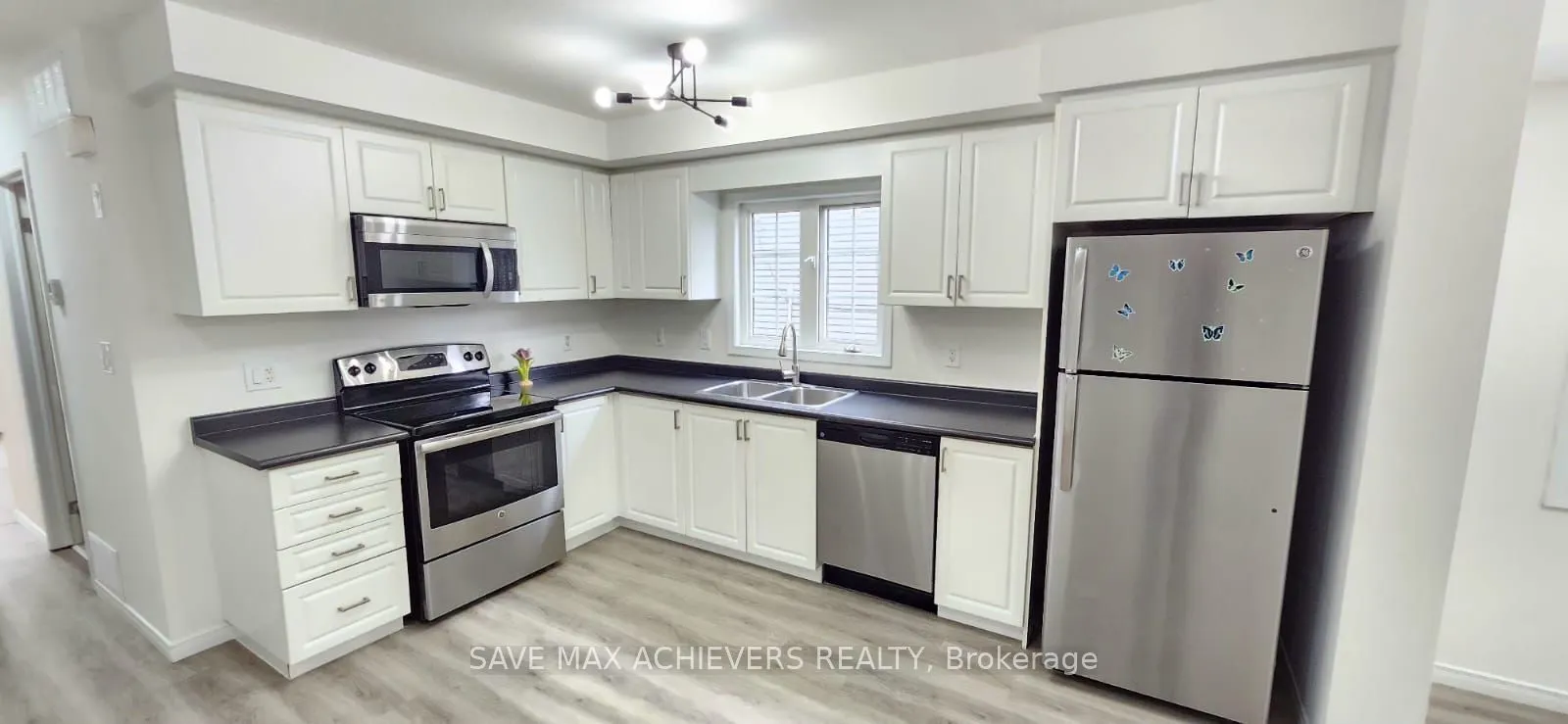 3200 Singleton Avenue, #39