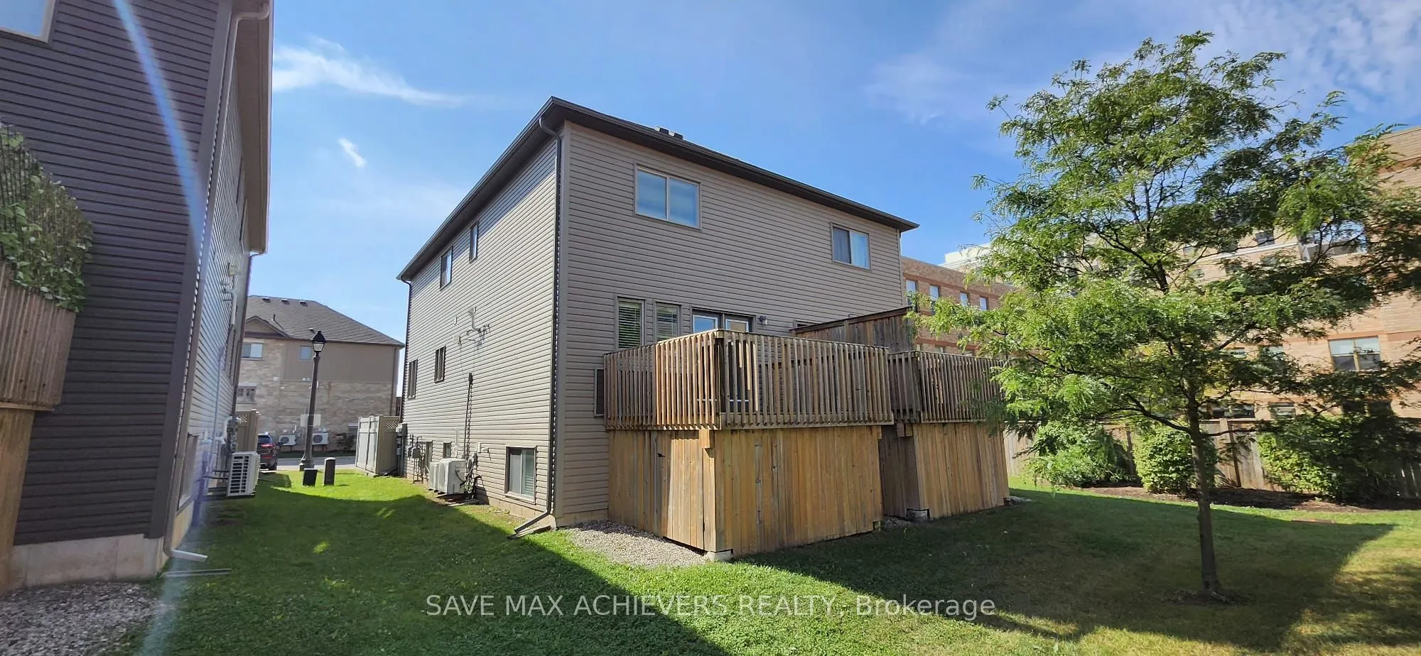 3200 Singleton Avenue, #39