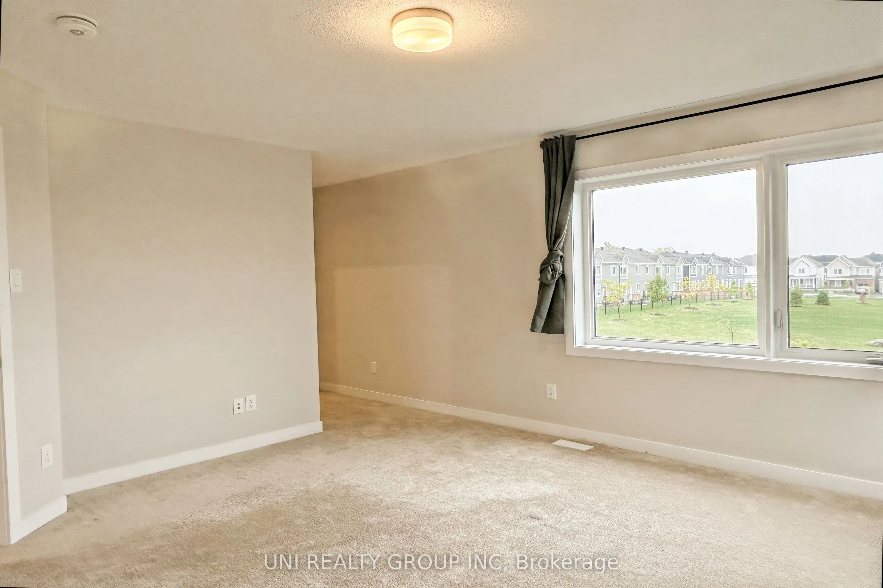 324 CANADENSIS Lane