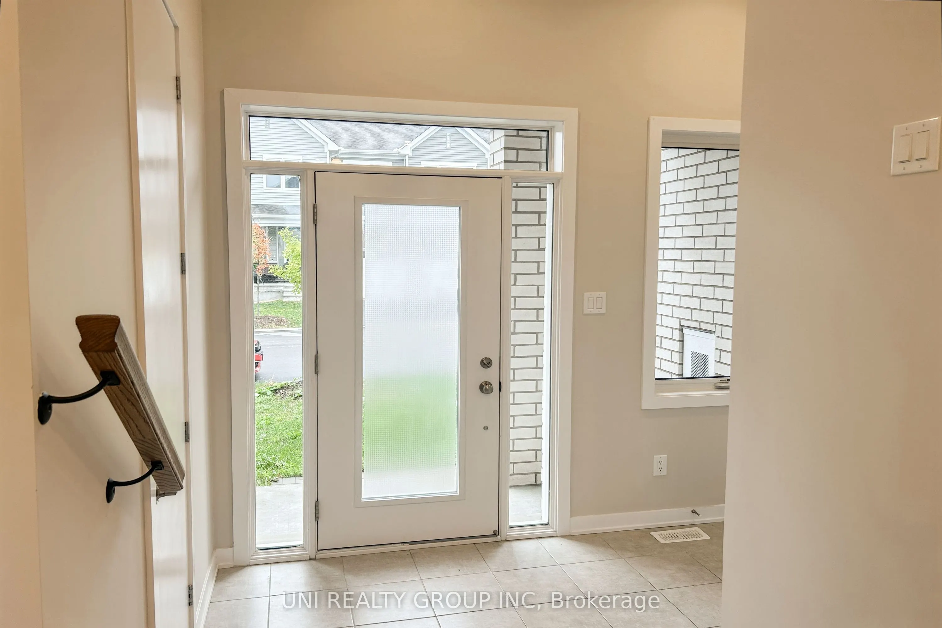 324 CANADENSIS Lane