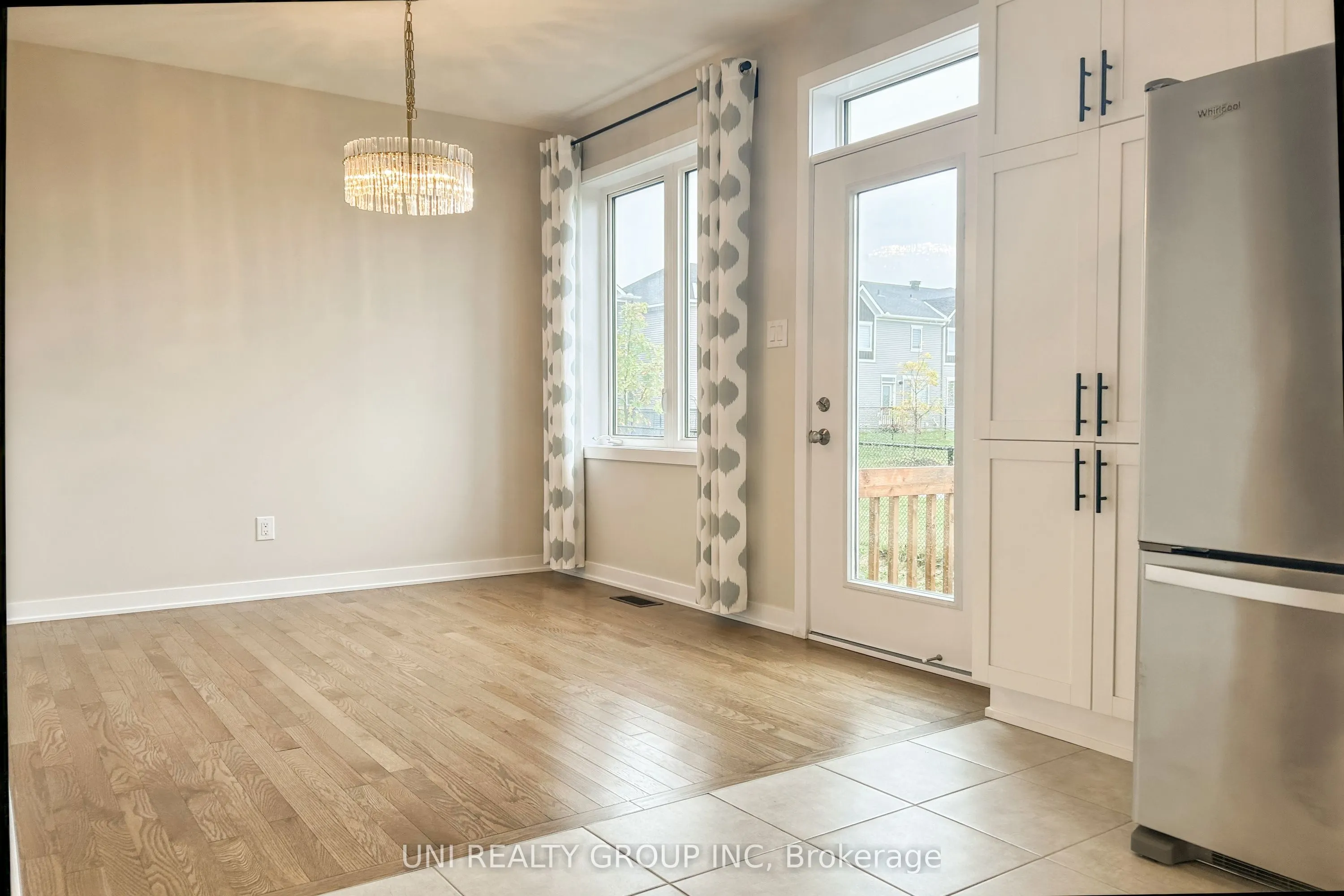 324 CANADENSIS Lane