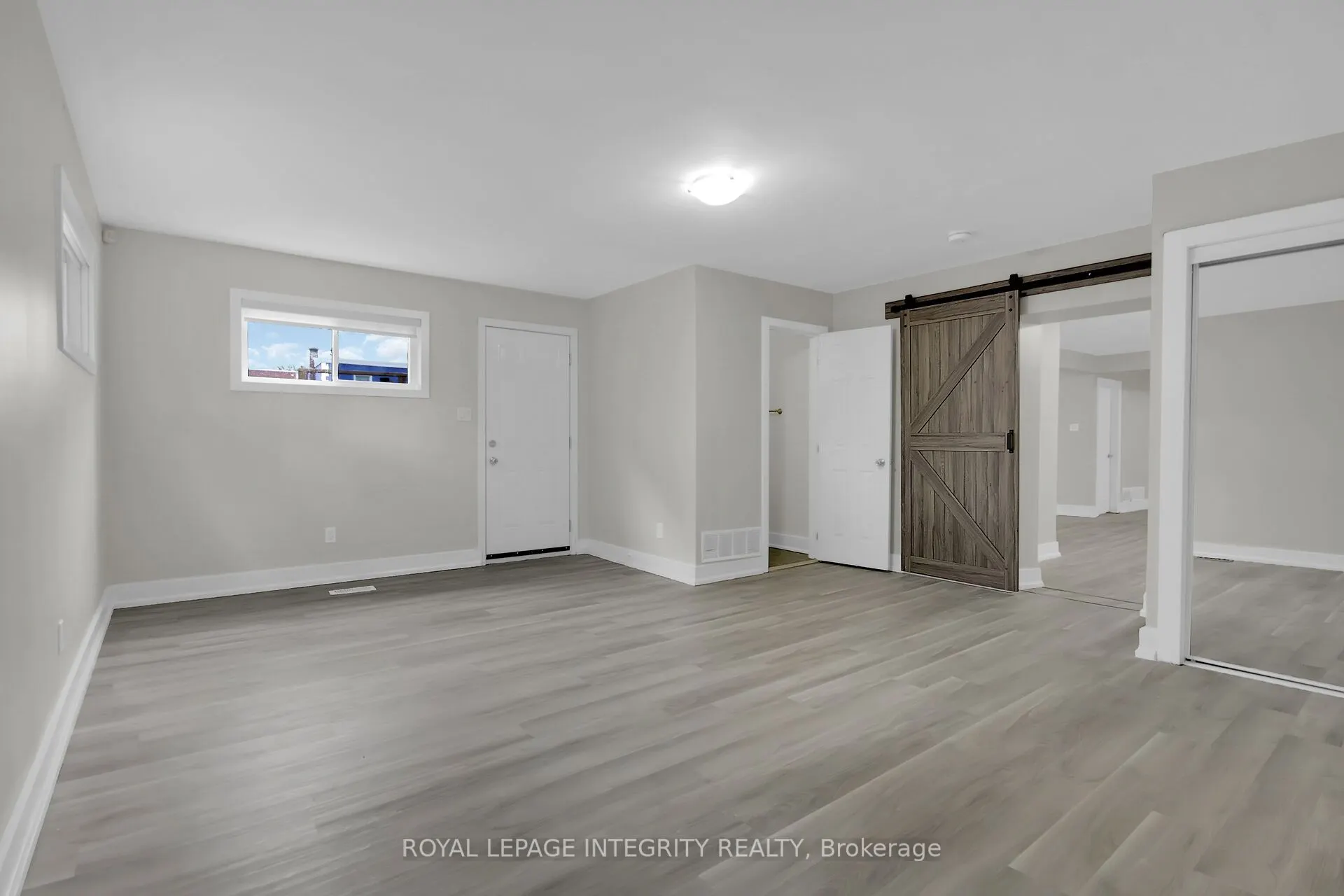 209 Hannah Street, #1
