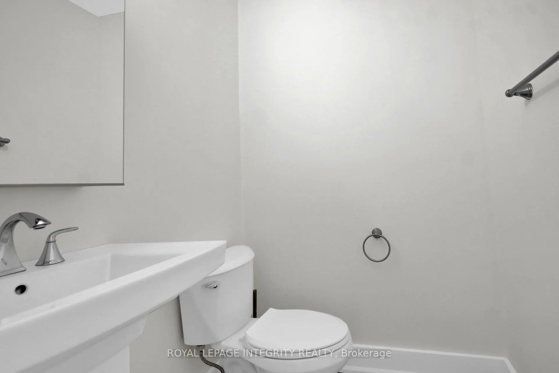 209 Hannah Street, #1