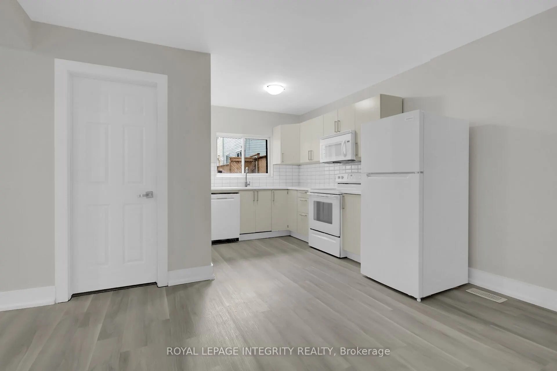 209 Hannah Street, #1