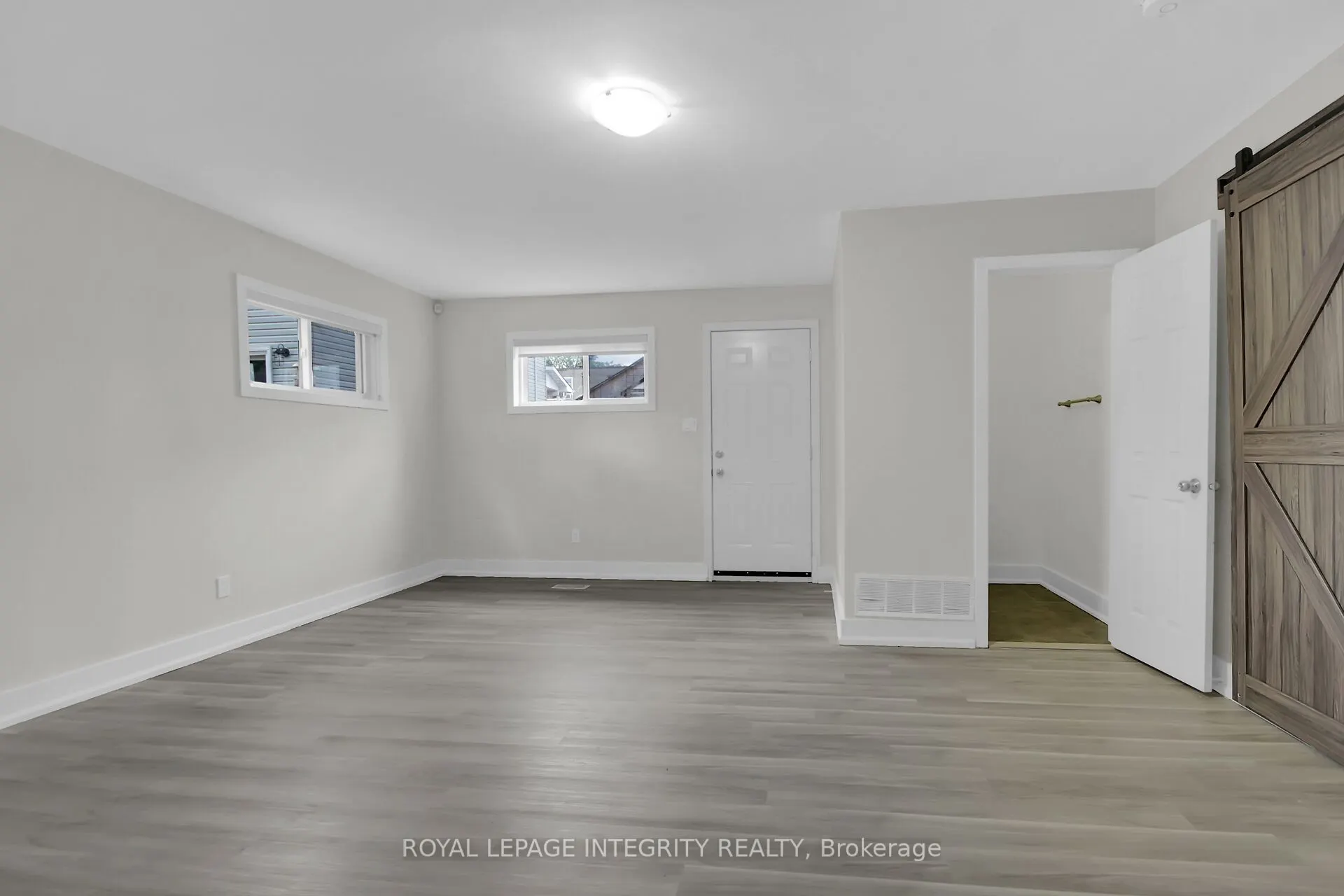 209 Hannah Street, #1