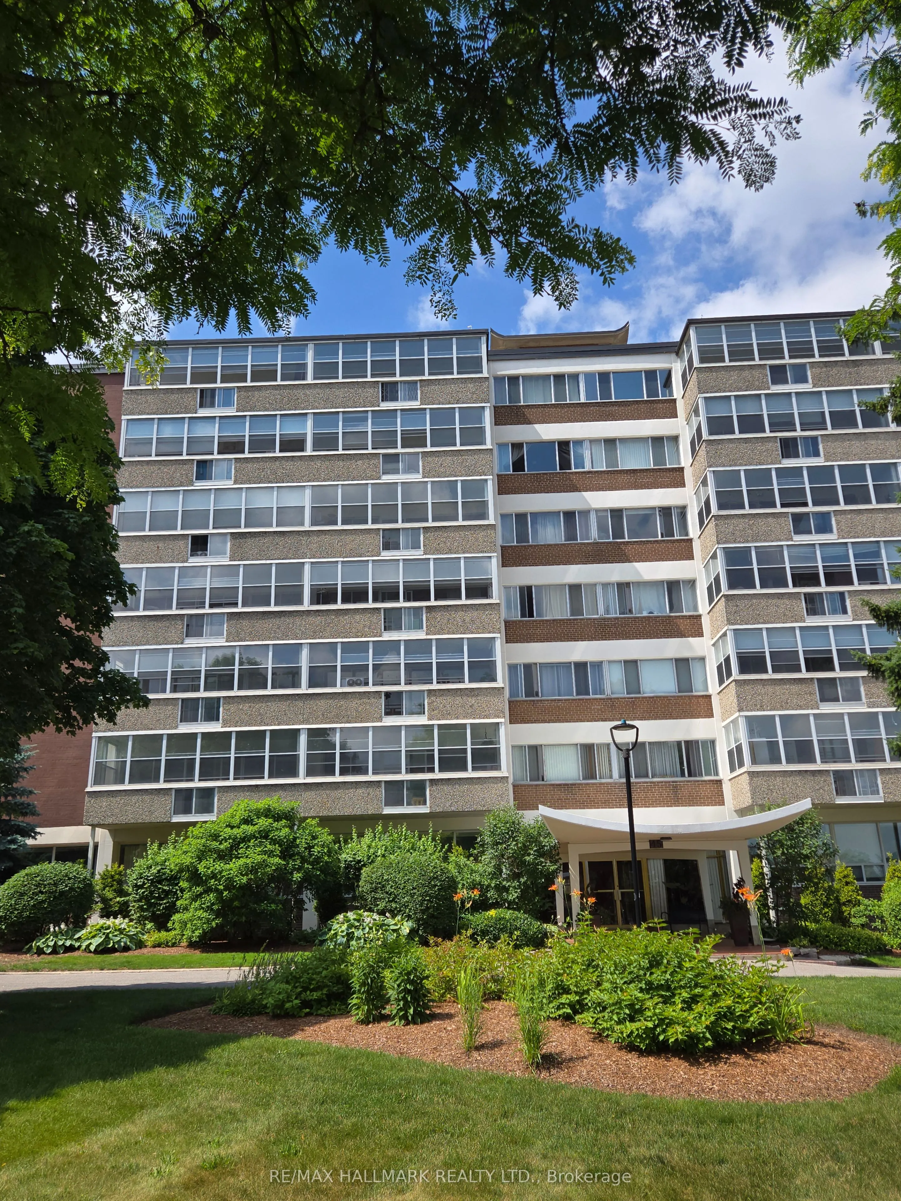 45 Westmount Road N, #603