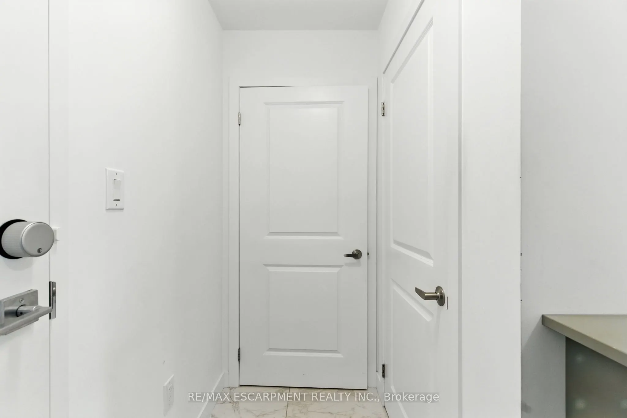 460 DUNDAS Street E, #313