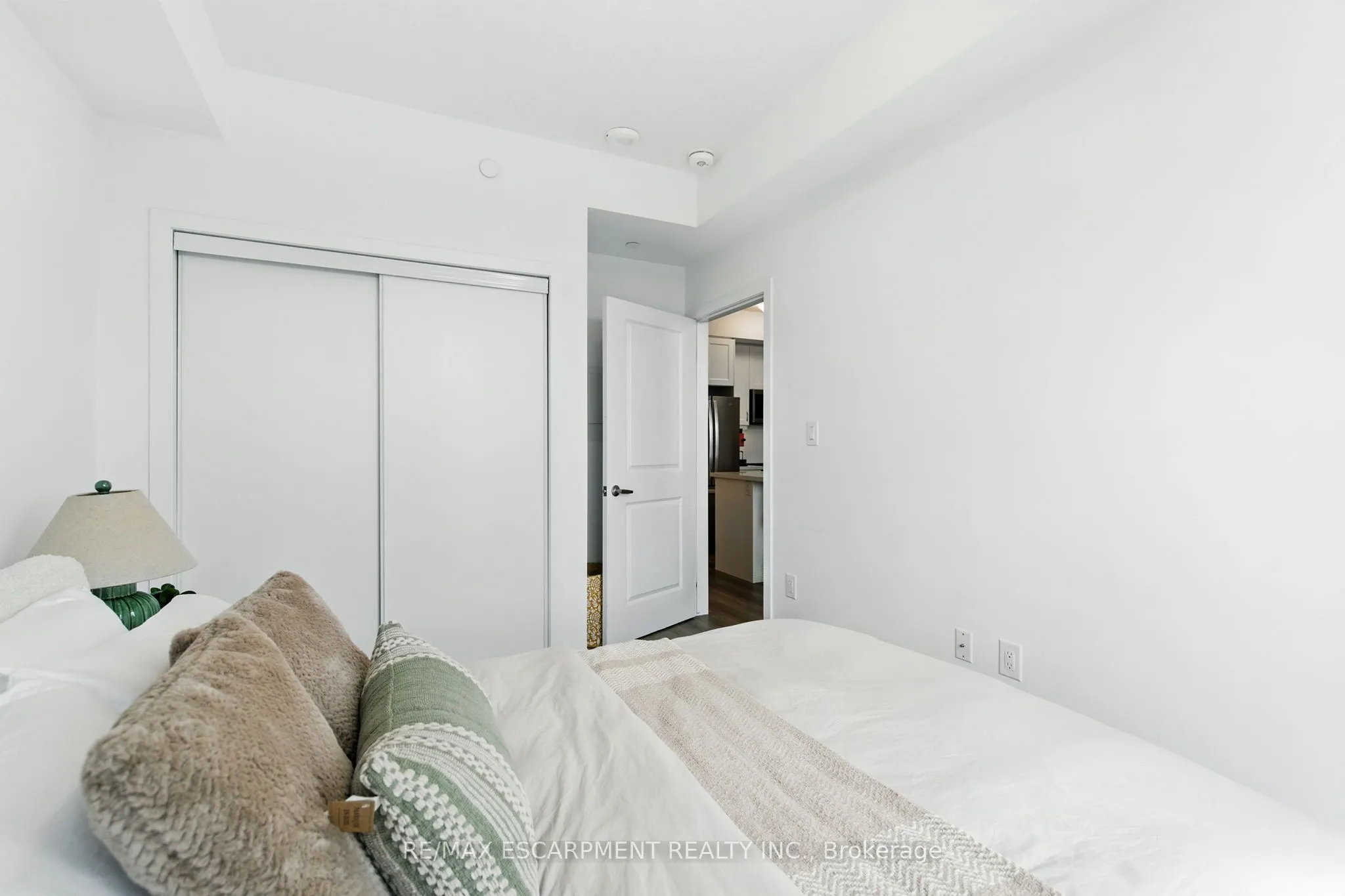 460 DUNDAS Street E, #313