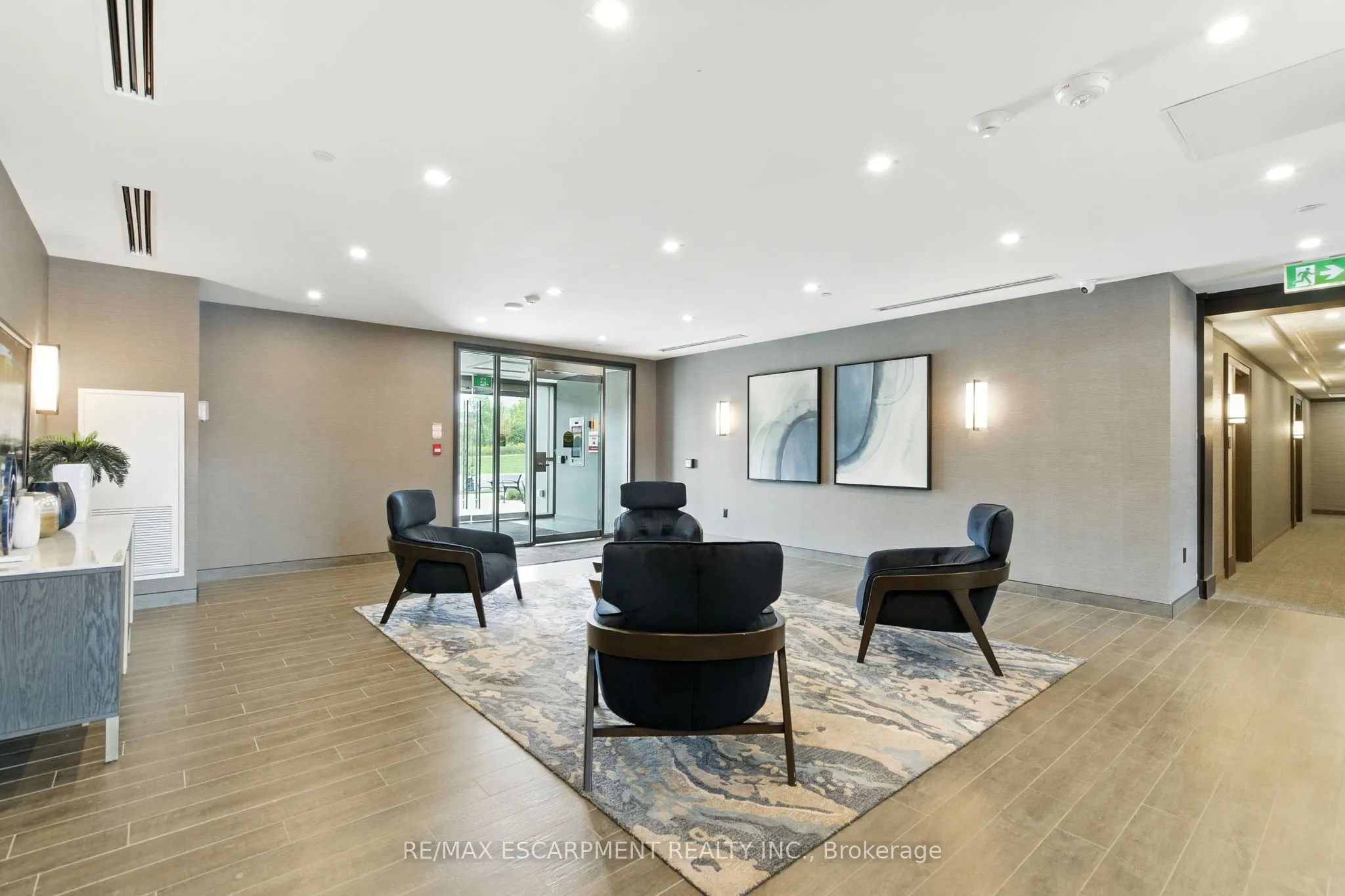 460 DUNDAS Street E, #313