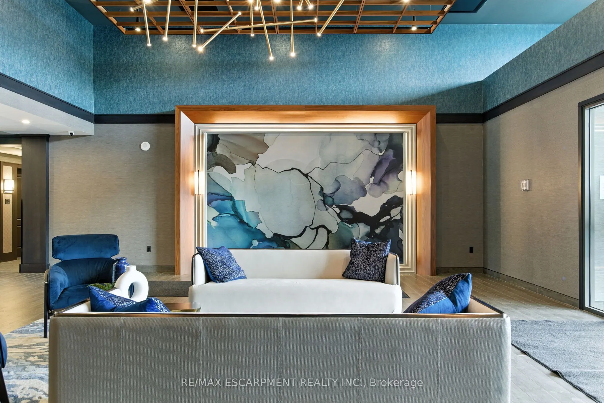 460 DUNDAS Street E, #313