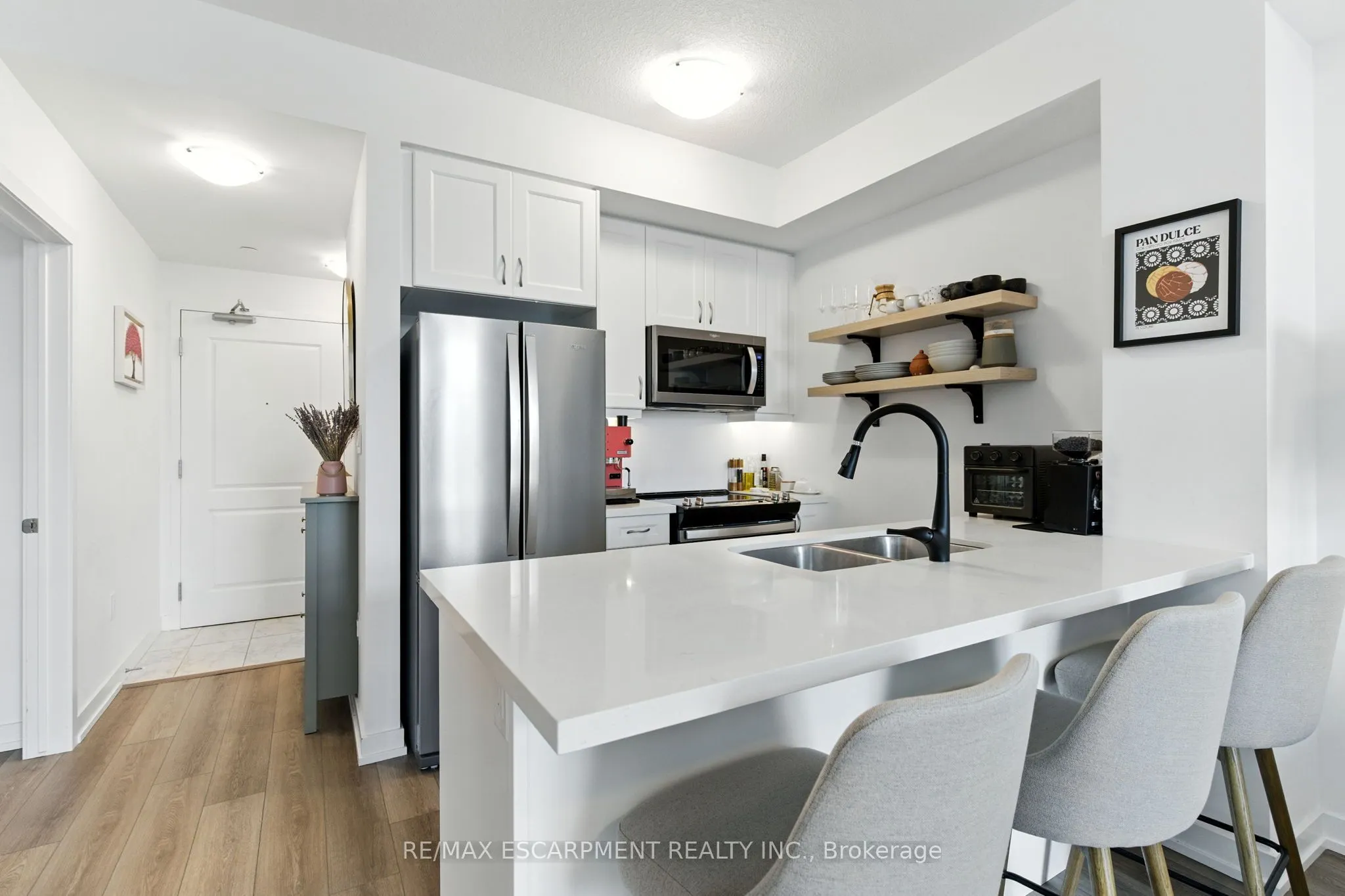 460 DUNDAS Street E, #313