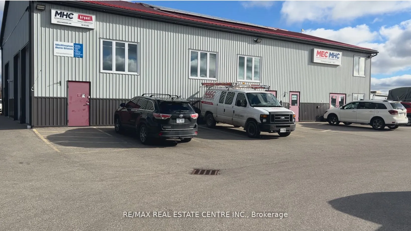 770 Glengarry Crescent, #B
