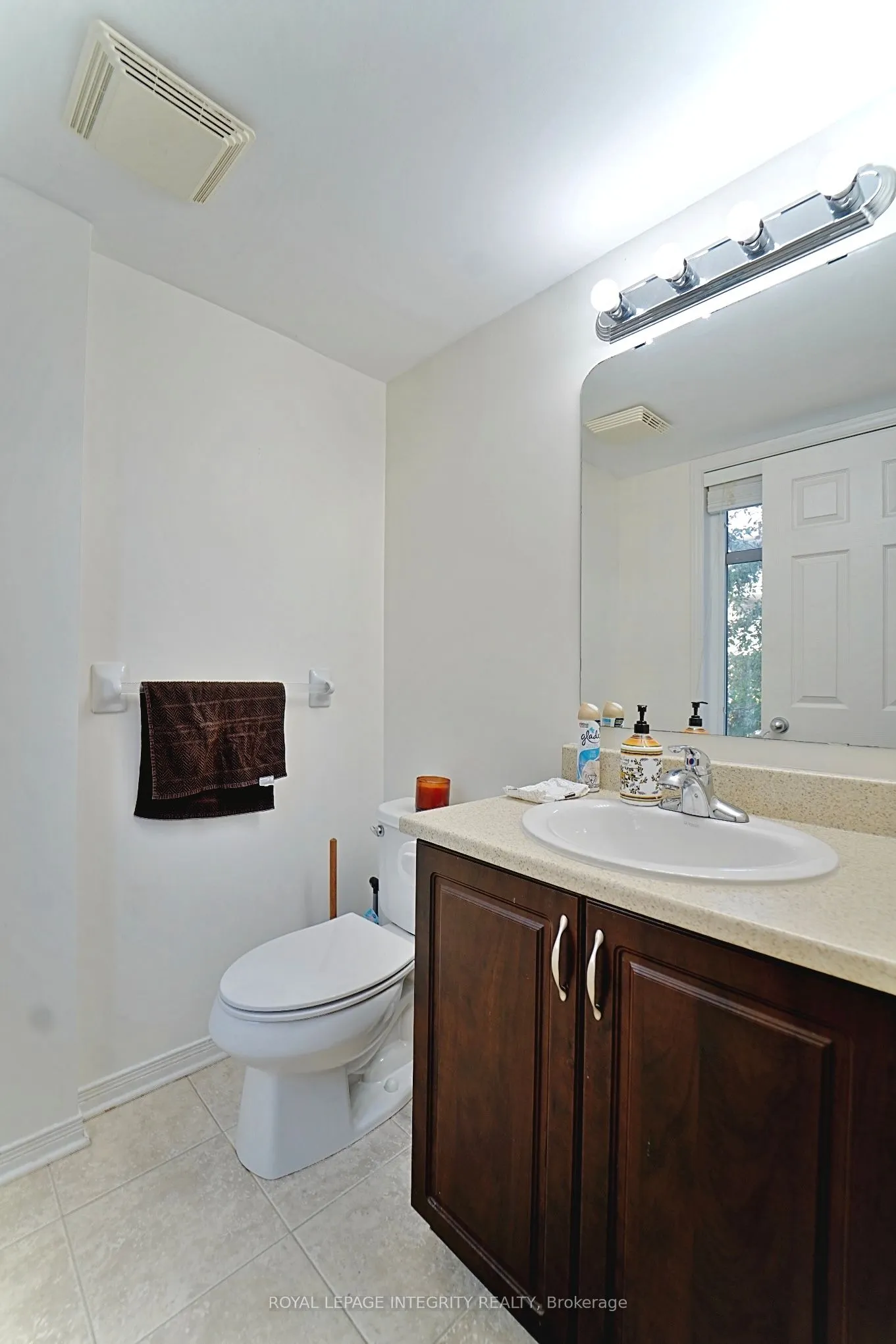 251 Keltie Private, #6