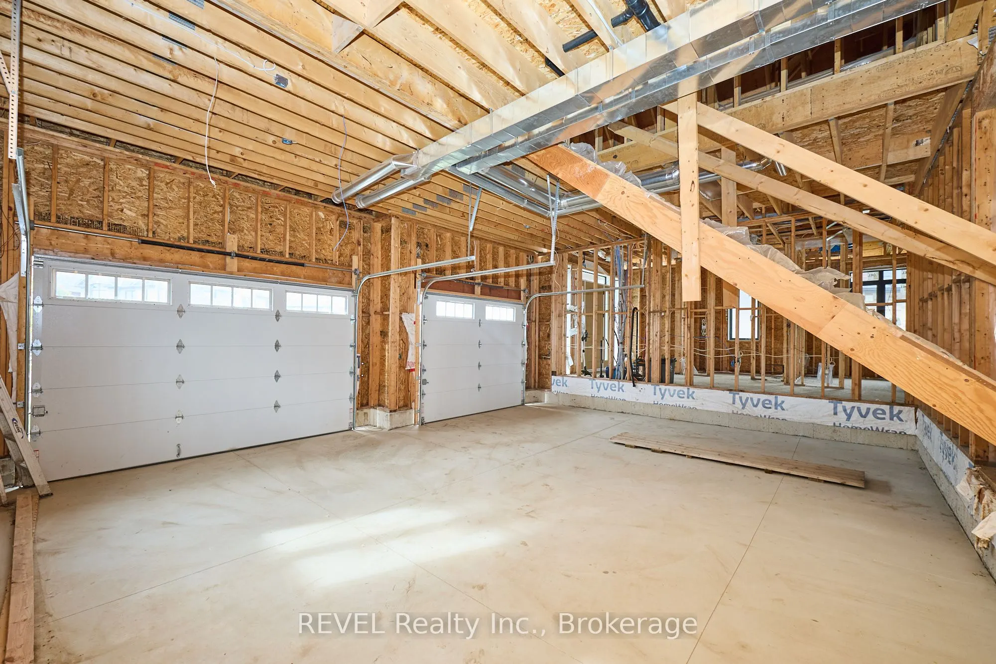 62 BERGENSTEIN Crescent
