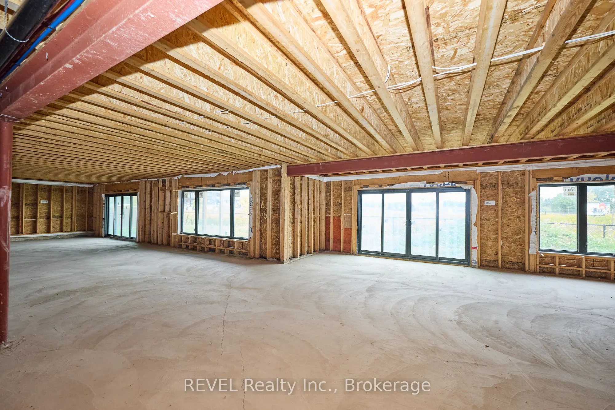 62 BERGENSTEIN Crescent