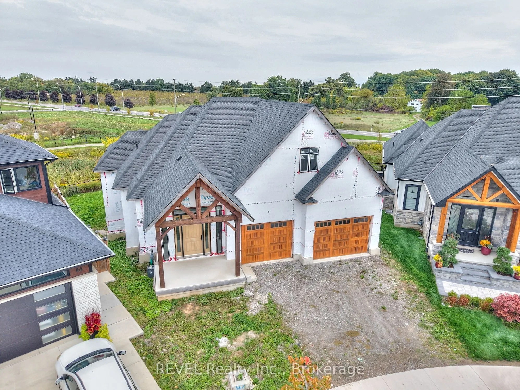62 BERGENSTEIN Crescent