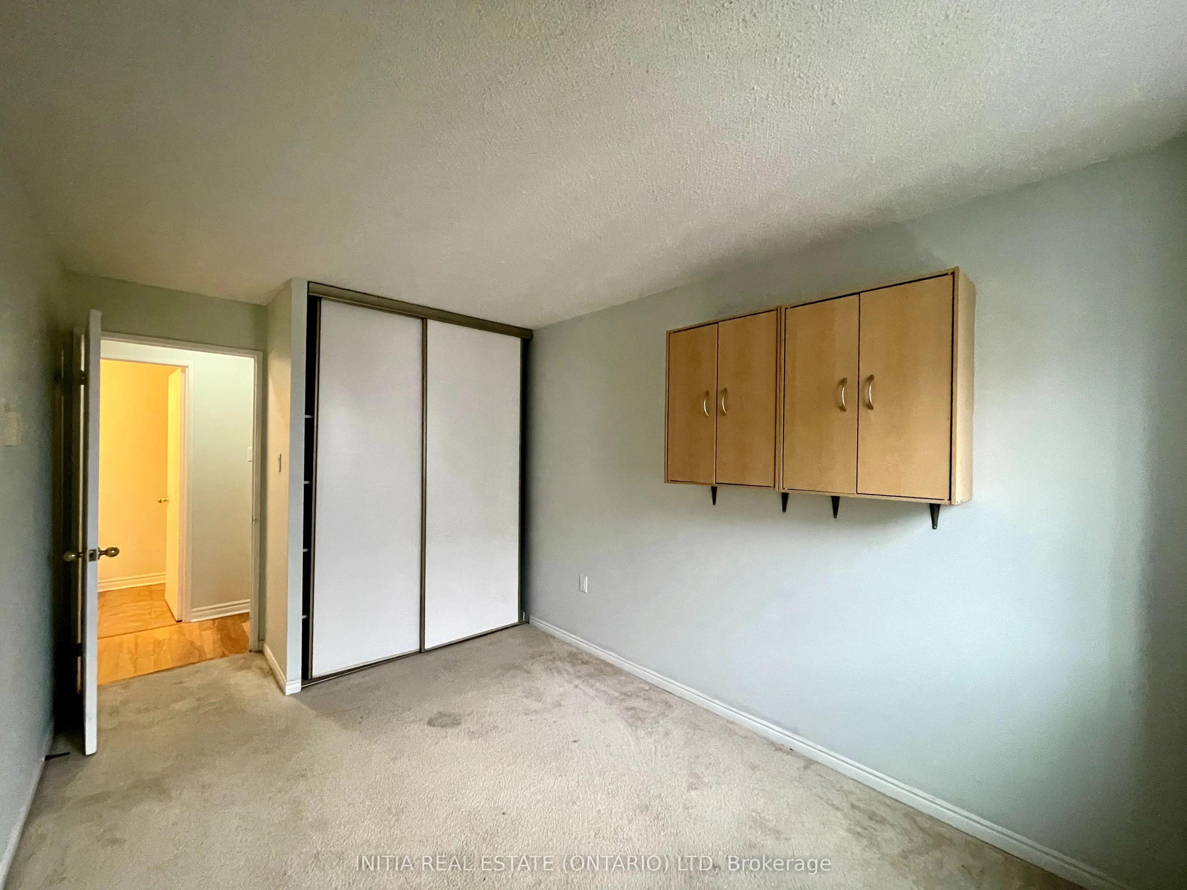 95 Base Line Road W, #809