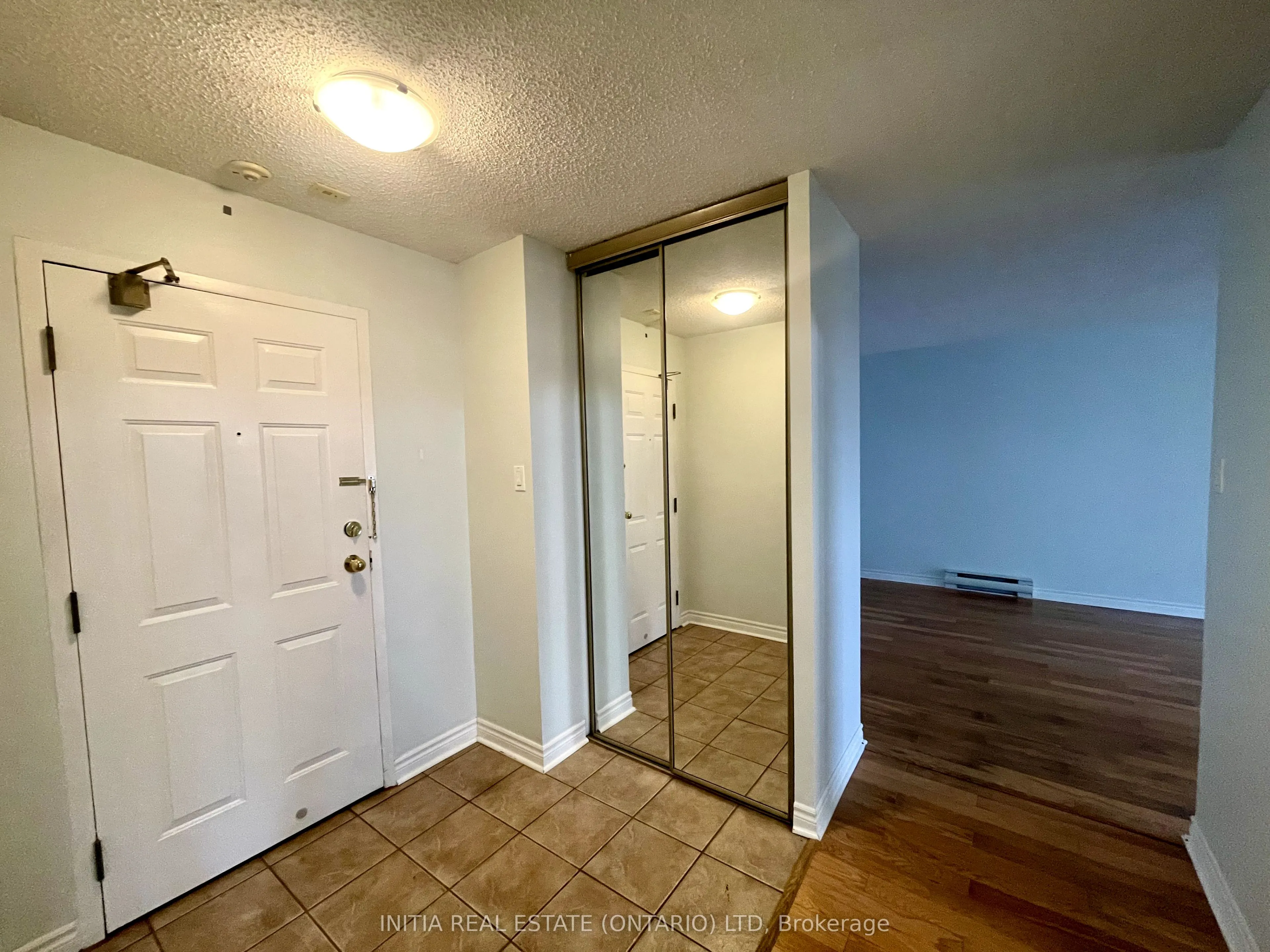 95 Base Line Road W, #809