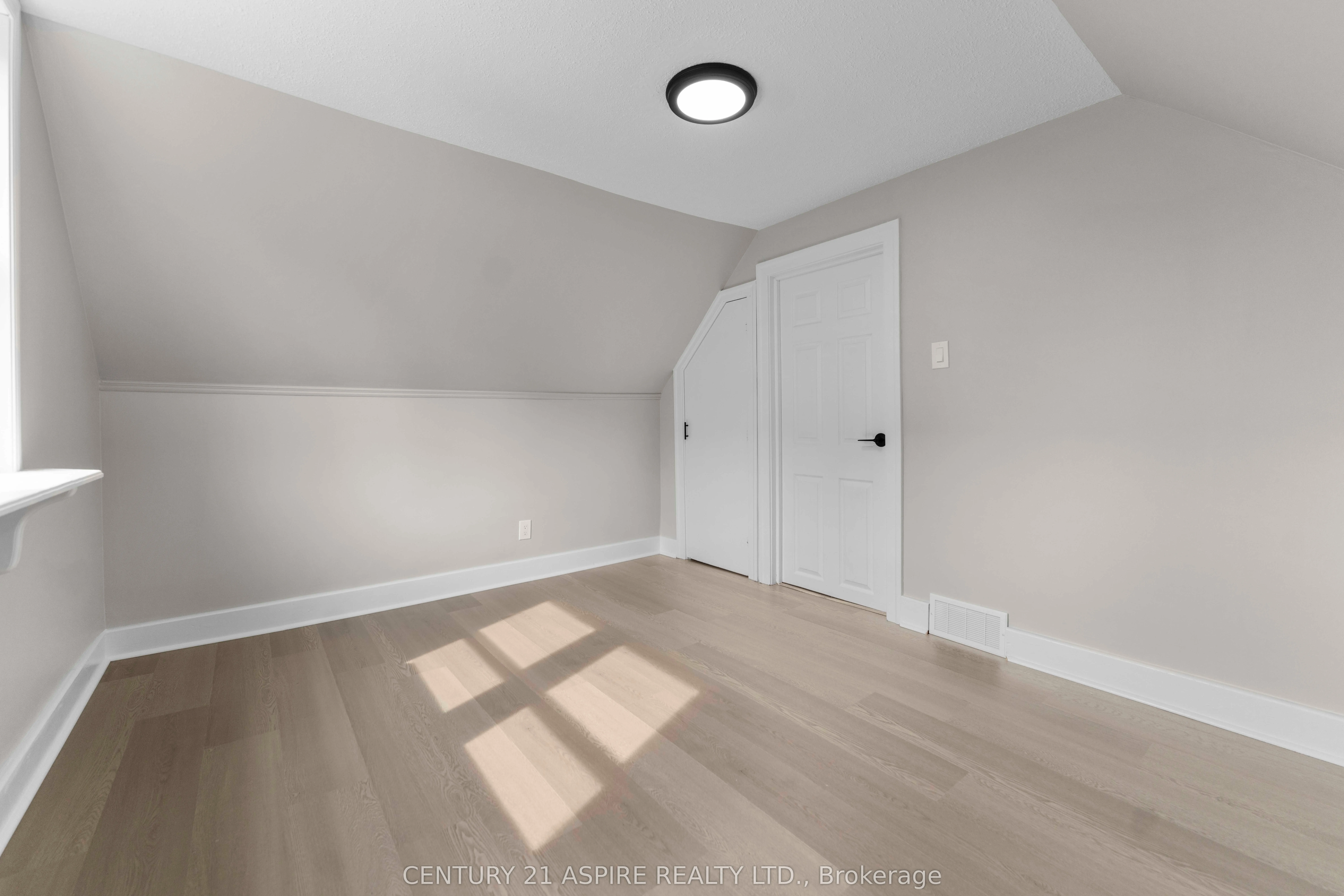 332 Alfred Street