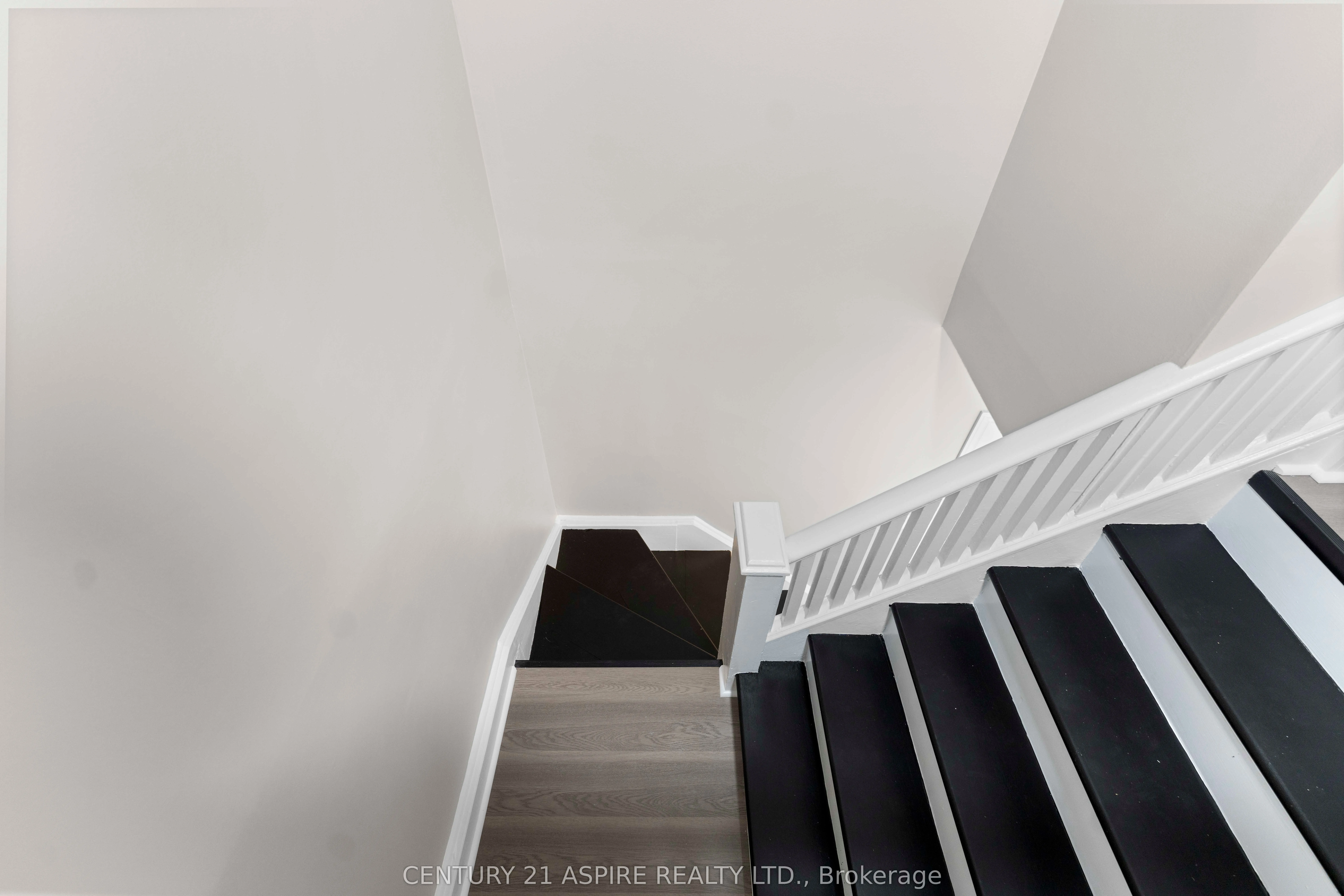 332 Alfred Street