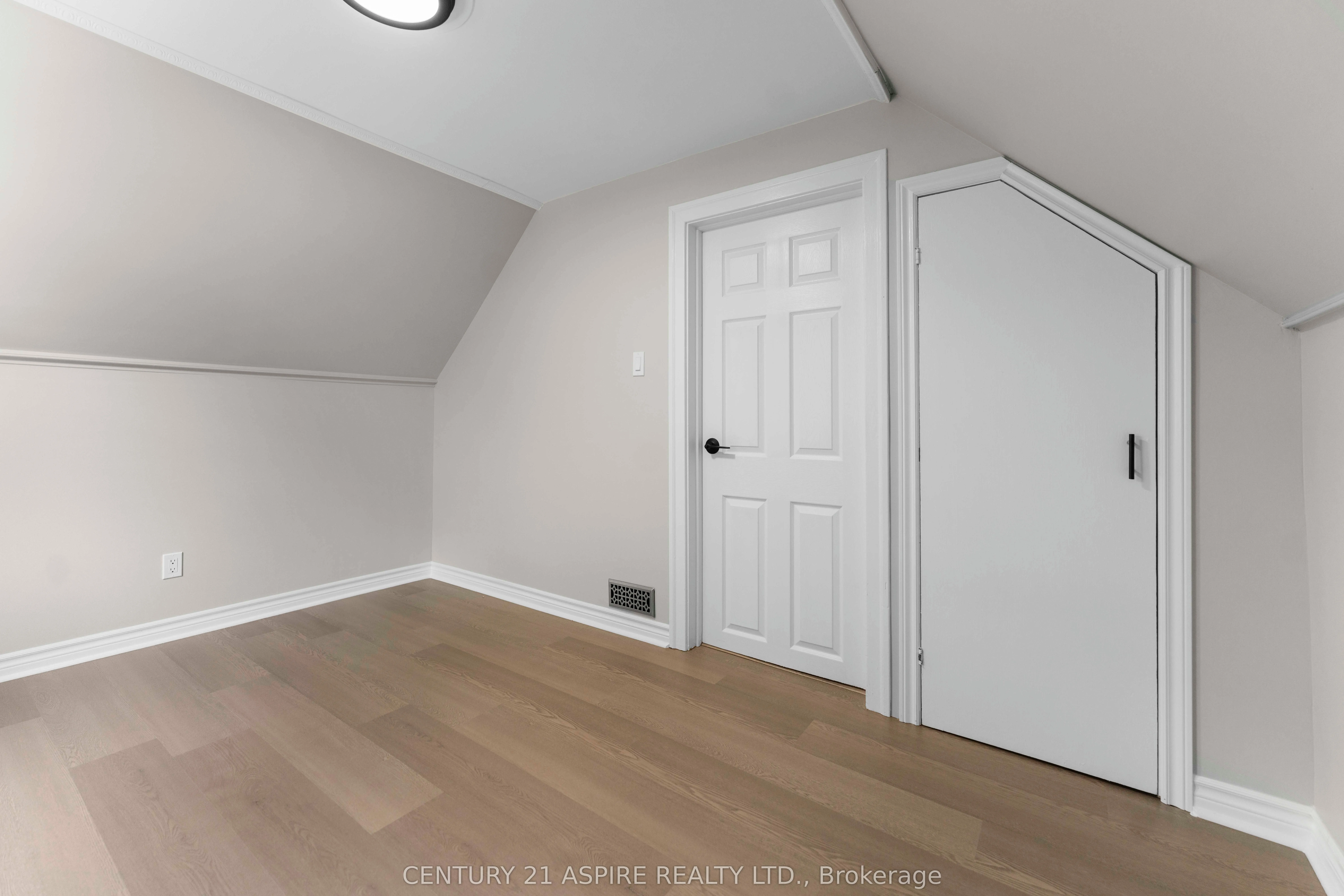 332 Alfred Street